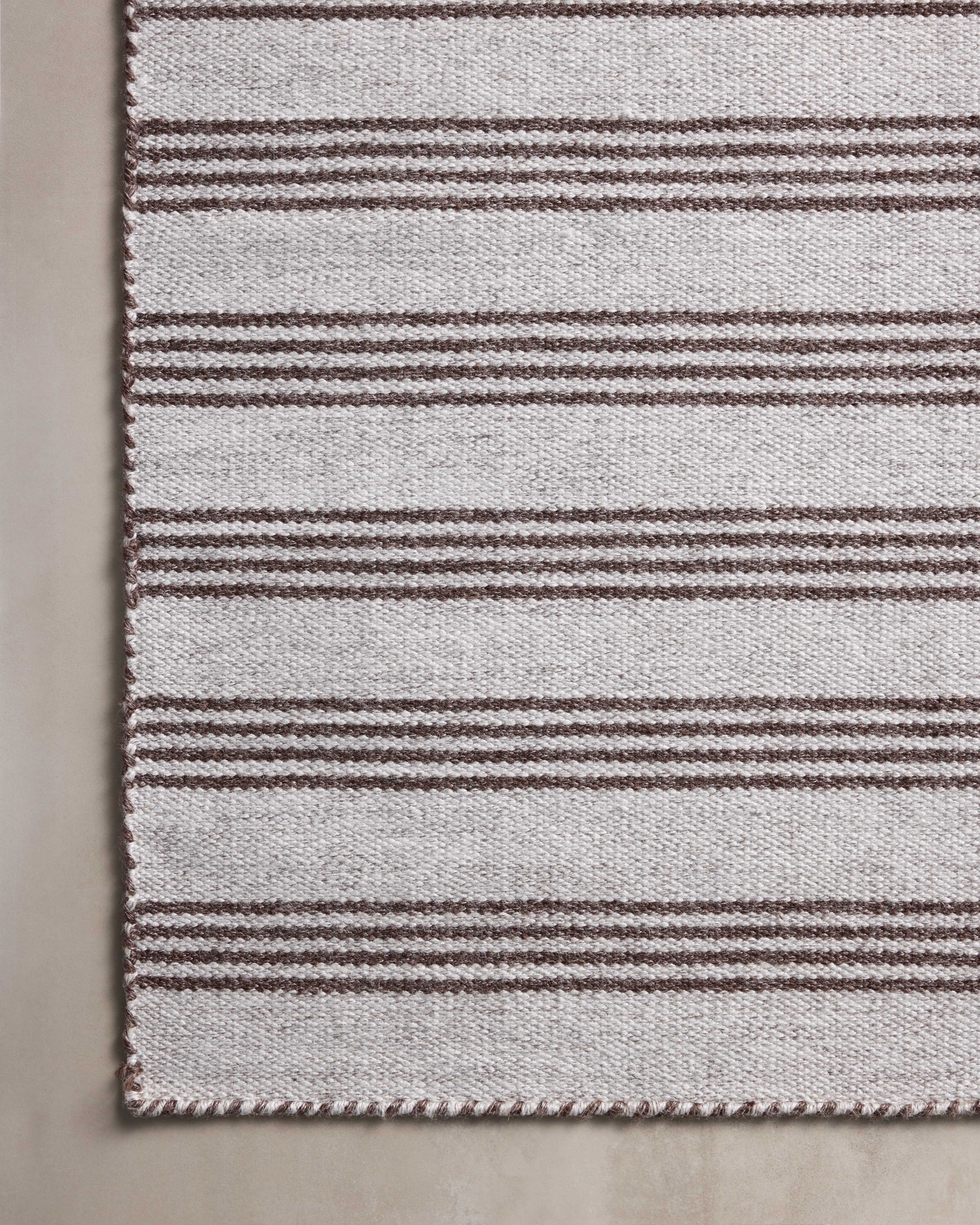 OVERSTOCK RUG - Loloi Charlie Silver / Bark Rug - 2'6" x 7'6" IN STORE - Sale Rugs Loloi