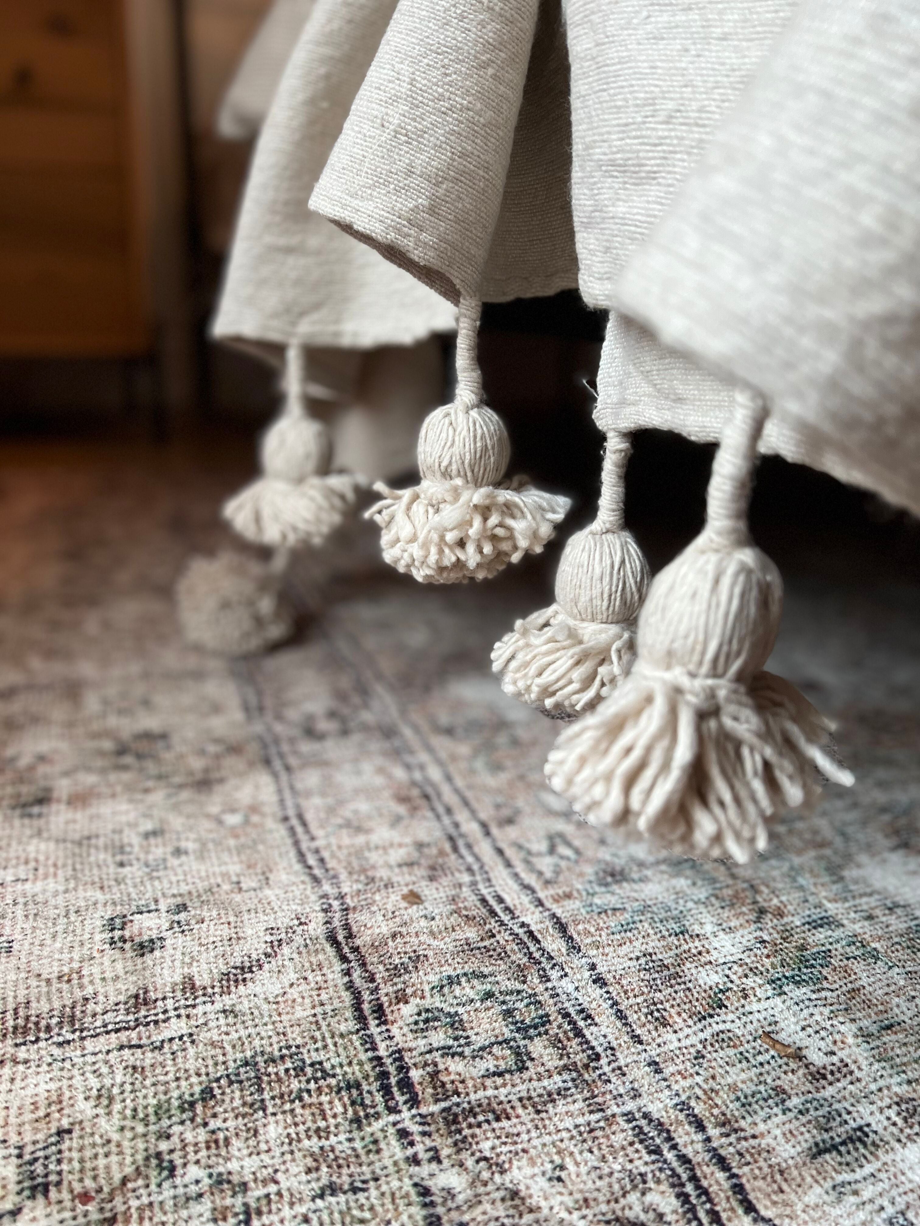 OVERSTOCK RUG - Loloi Margot Antique / Sage Rug - 2'6" x 7'6" IN STORE - Sale Rugs Loloi