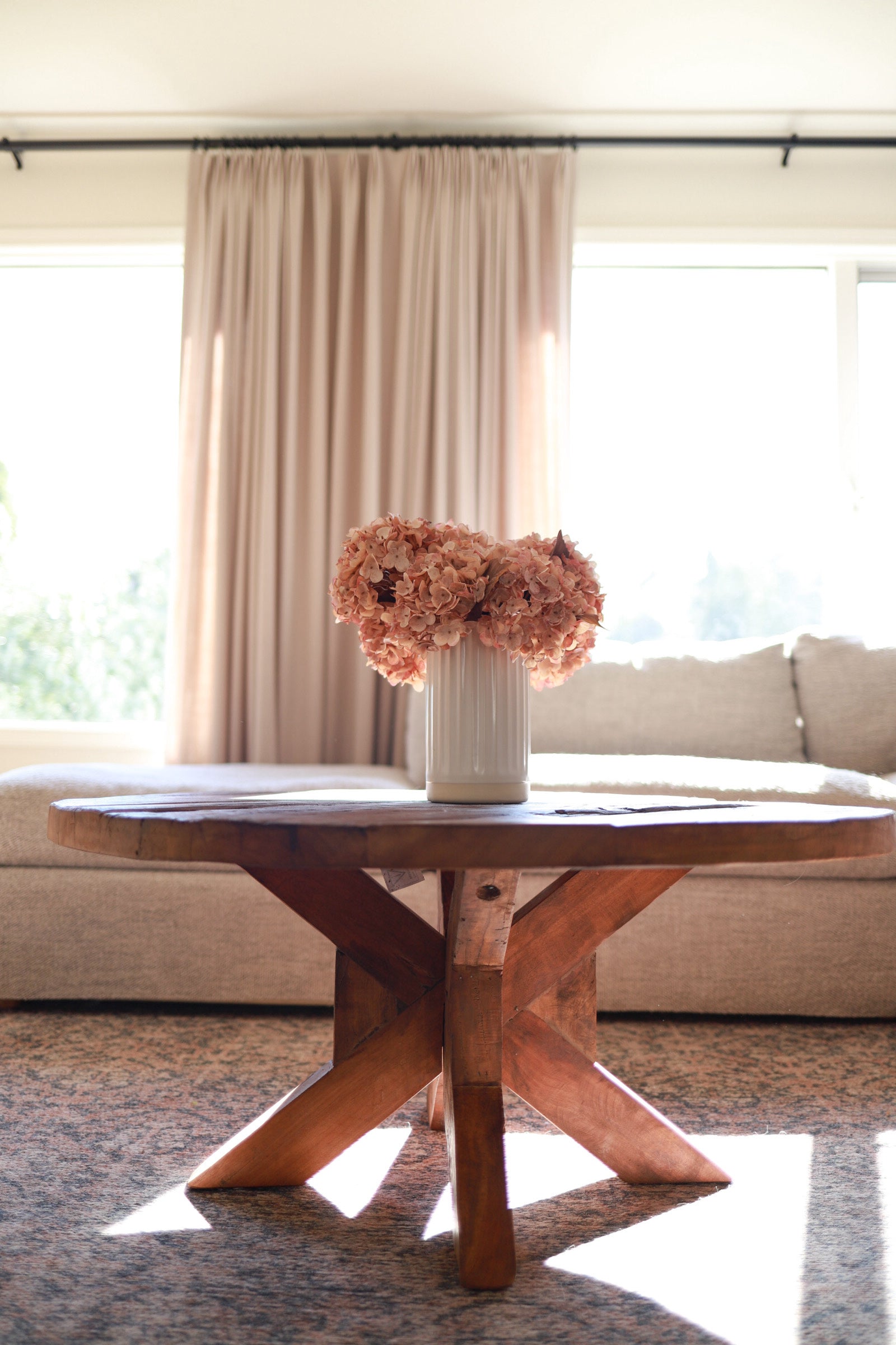 Hallie Coffee Table 4 - b - FURNITURE - coffee table - round Mercana