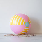 Inflatable Beach Ball FINNBIRD - beach ball Fire the Imagination - Quut Toys Banana Pink