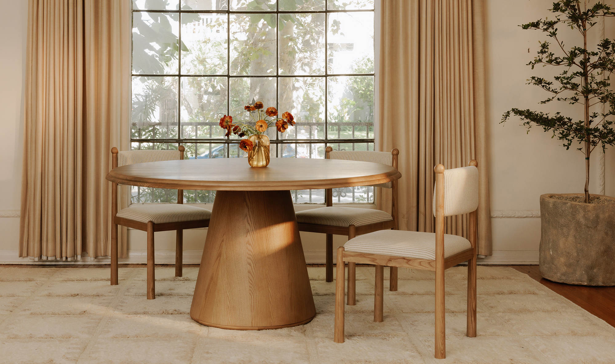 Arlette Dining Table Dining Tables Moe's Furniture