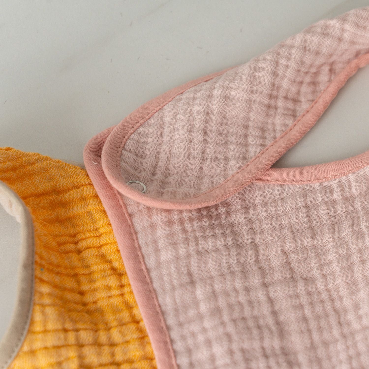 Crinkle Muslin Bib FINNBIRD - bib Pokoloko
