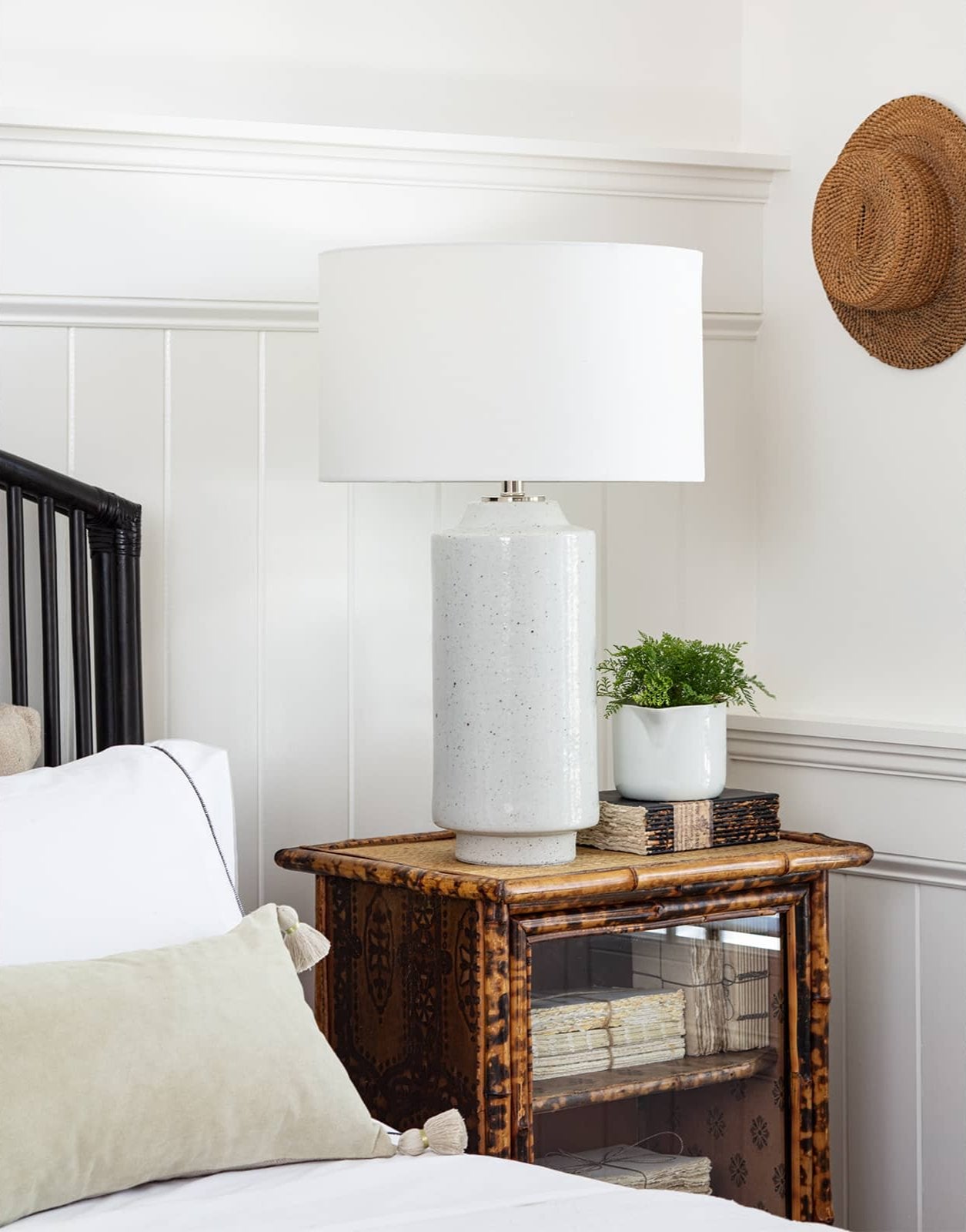 Markus Ceramic Table Lamp Table Lamps Regina Andrew
