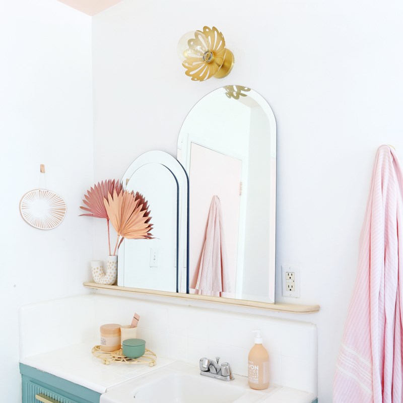 STORE FIXTURE - Alyssa Wall Sconce - Aged Brass LIGHTING - store fixture Hudson Valley Lighting