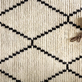 Chris Loves Julia x Loloi Alice Cream / Charcoal Diamond Rug