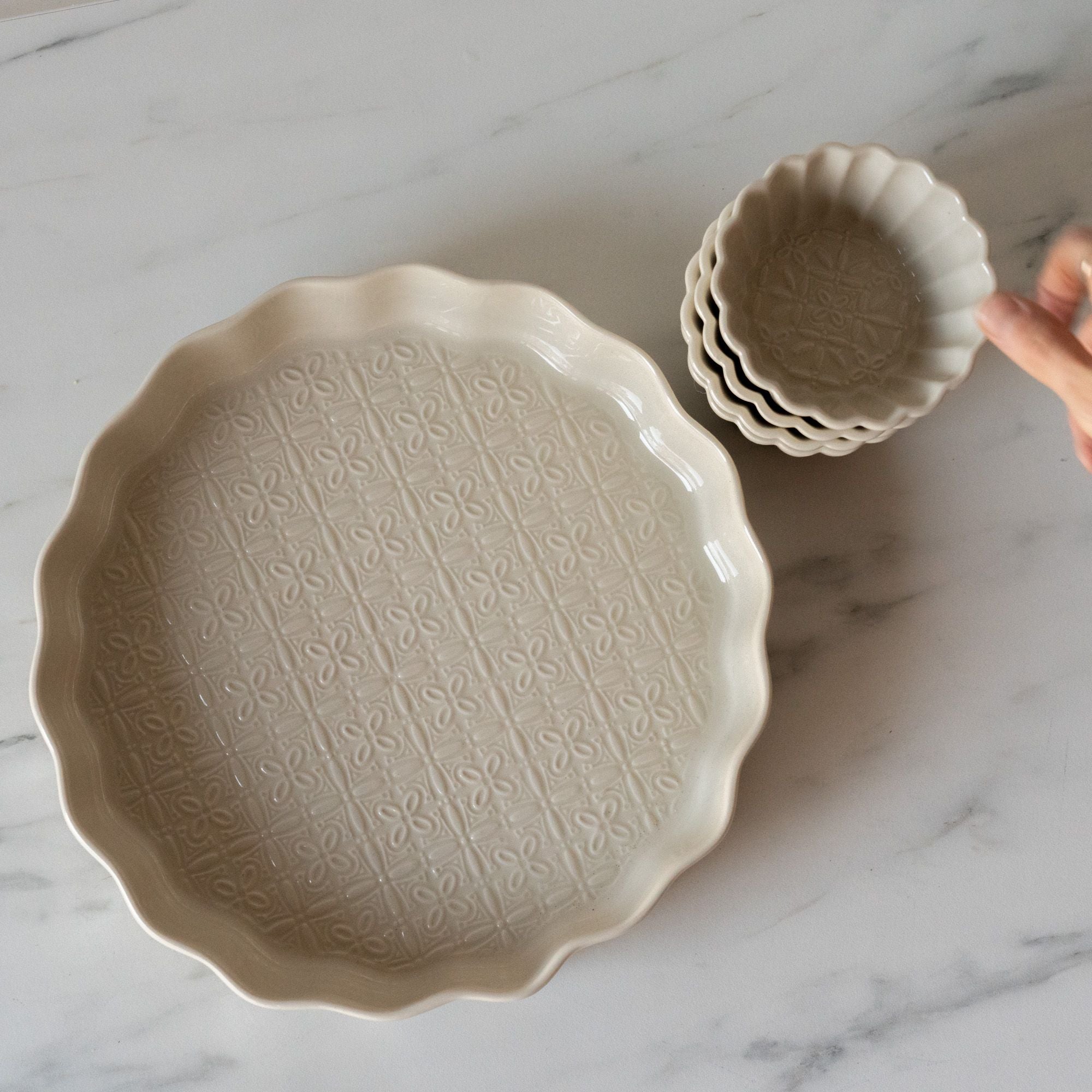 Embossed Fluted Pie Dish - Rug & Weave