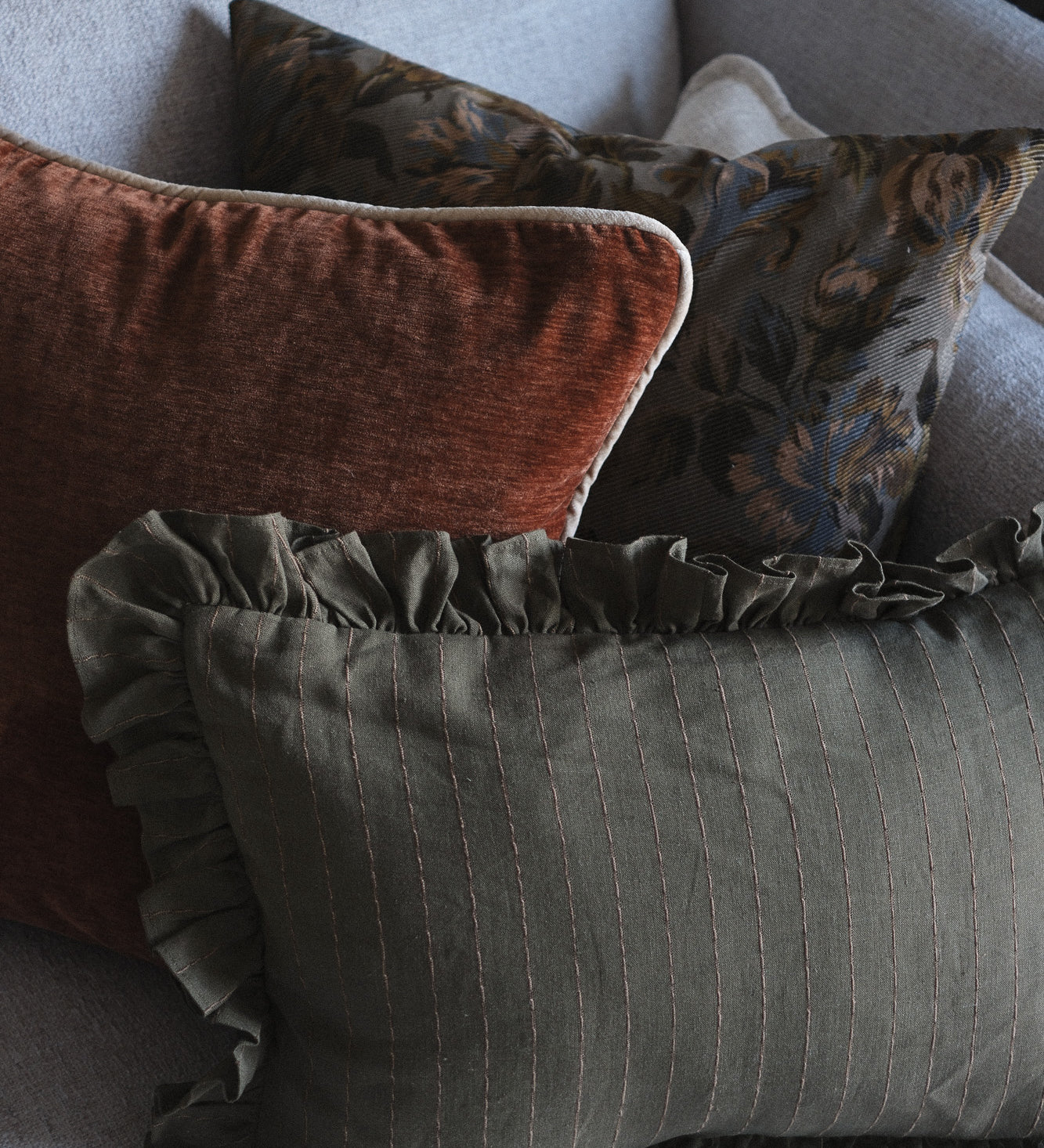 Edmund Ruffle Pillow Cover – view 2