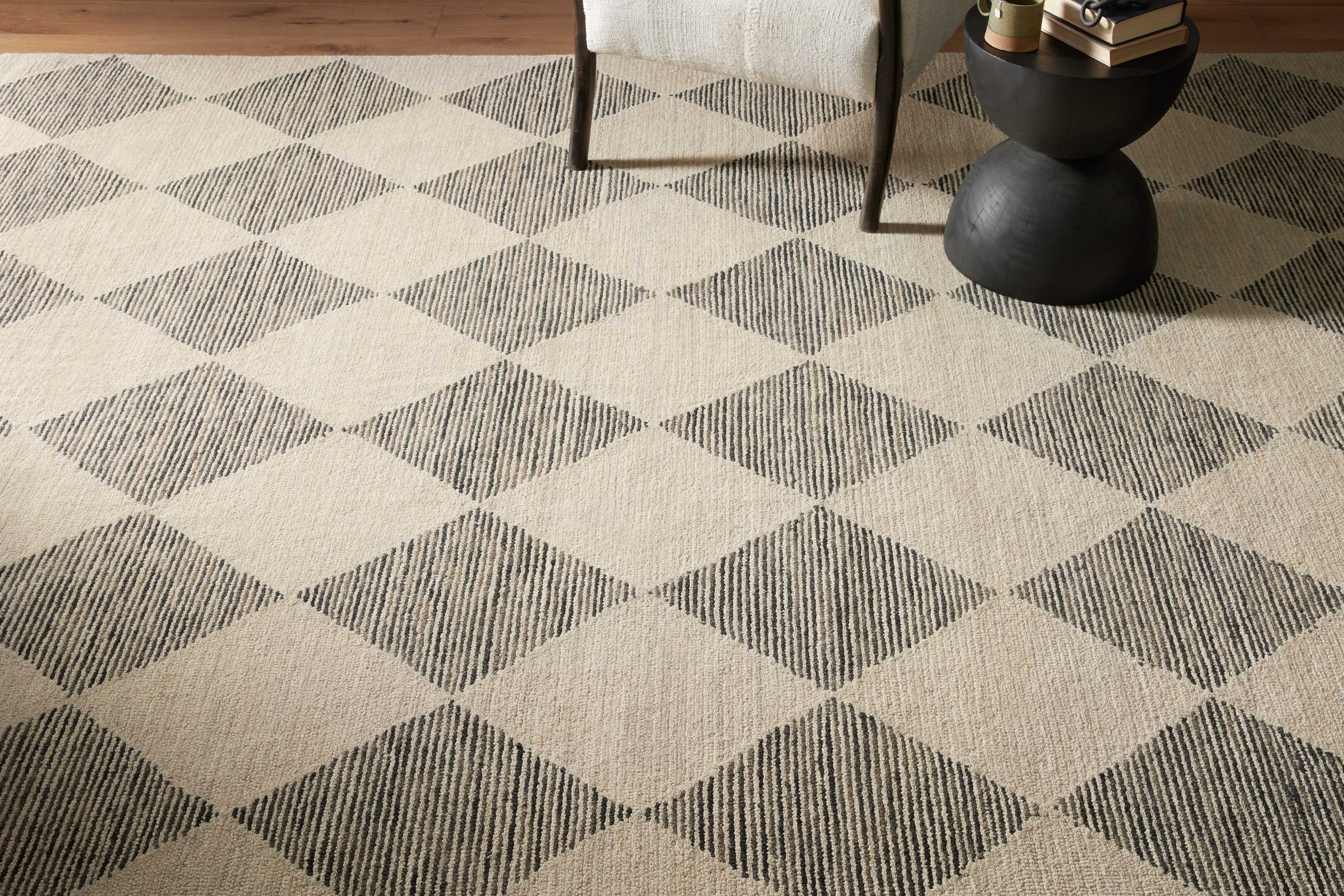 Chris Loves Julia x Loloi Francis Beige / Charcoal Rug Rugs Loloi