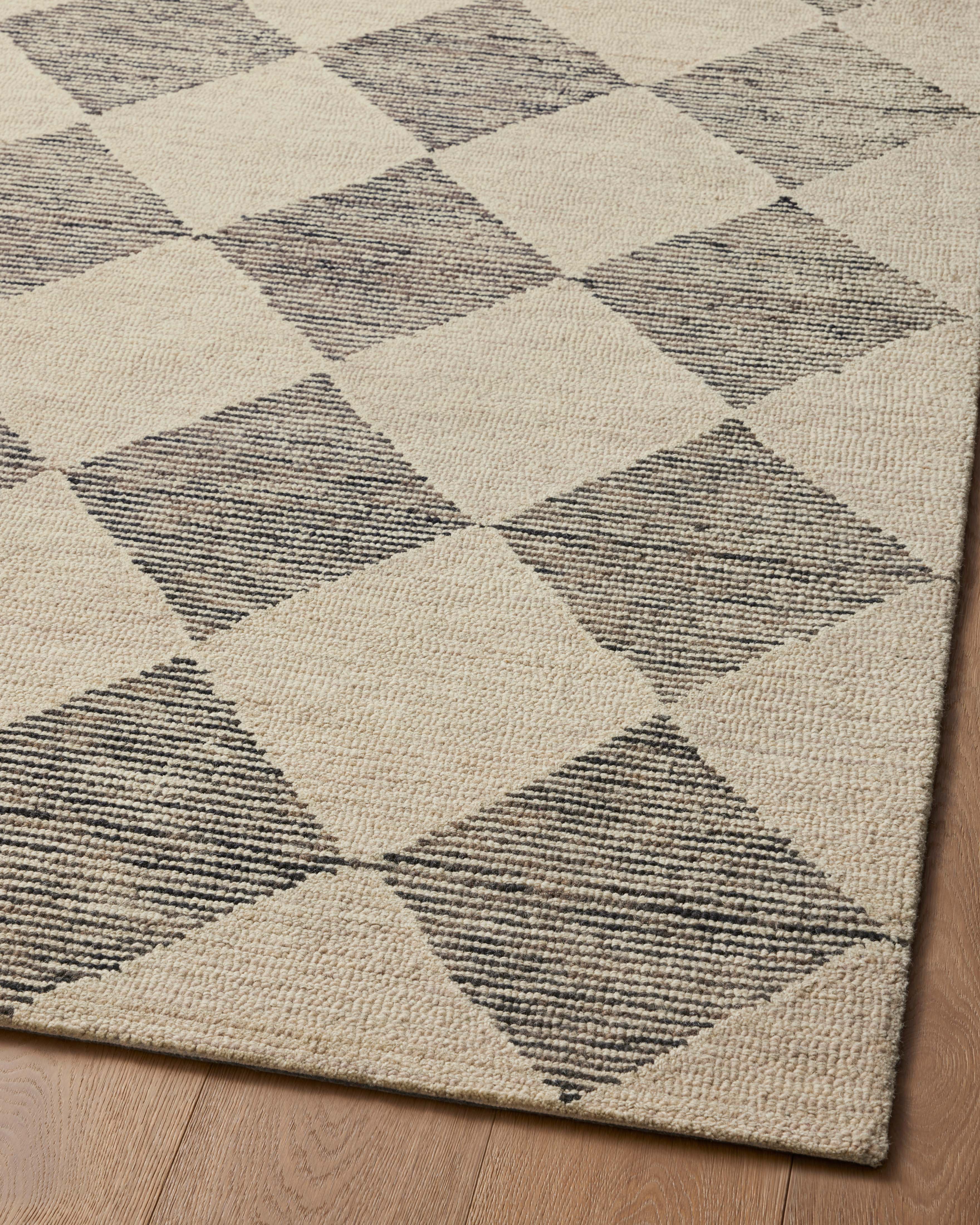 Chris Loves Julia x Loloi Francis Beige / Charcoal Rug Rugs Loloi