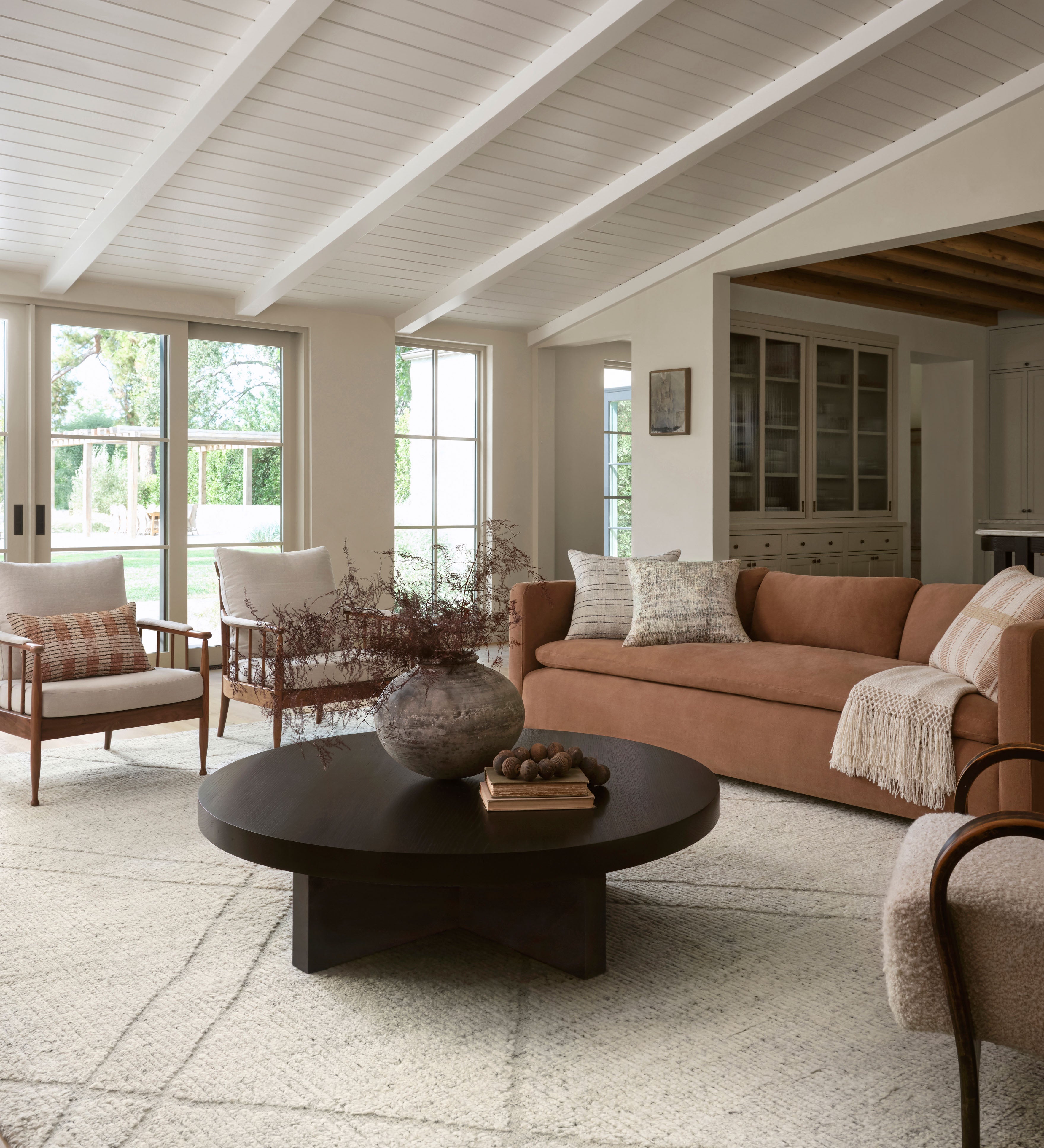 Amber Lewis x Loloi Gwyneth Ivory / Silver Rug – view 2