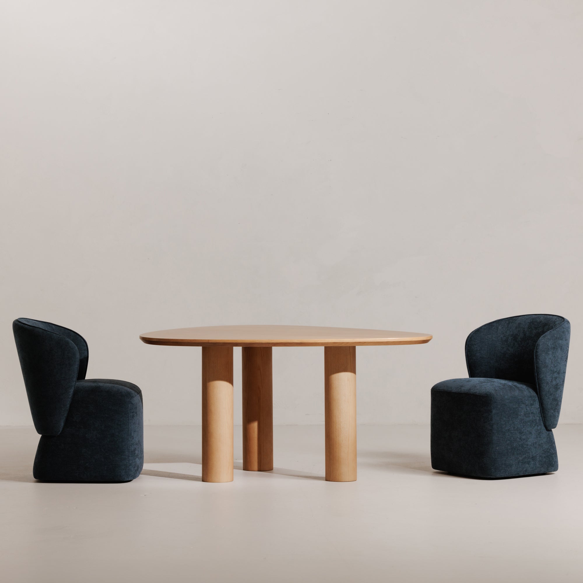 Lenny Rolling Dining Chair