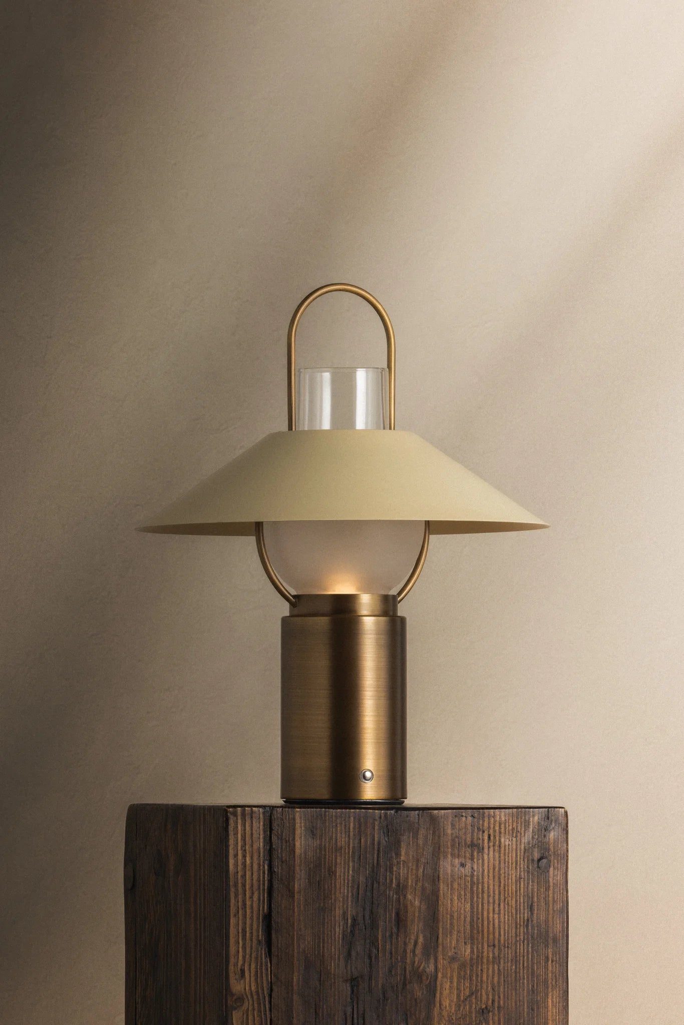 Kindle Rechargeable Table Lamp LIGHTING - Table Lamp Hudson Valley Lighting