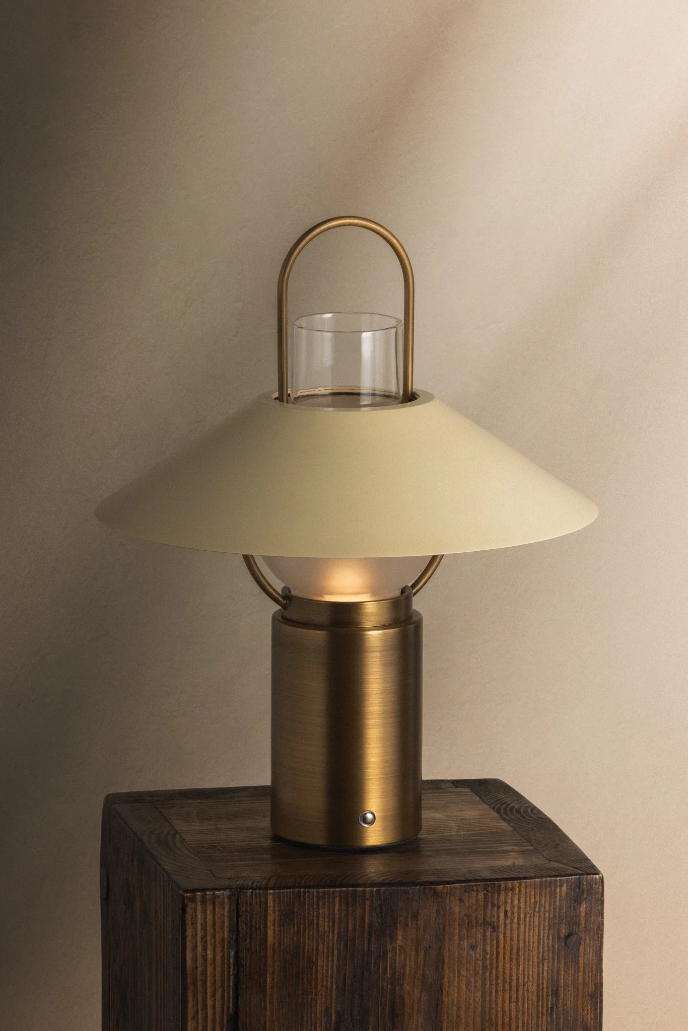 Kindle Rechargeable Table Lamp LIGHTING - Table Lamp Hudson Valley Lighting