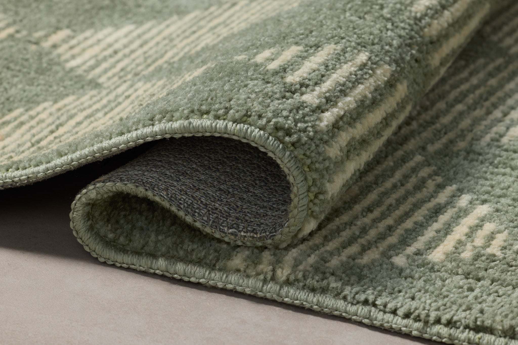 Chris Loves Julia x Loloi Lawrence Mist / Ivory Bath Mat - Rug & Weave