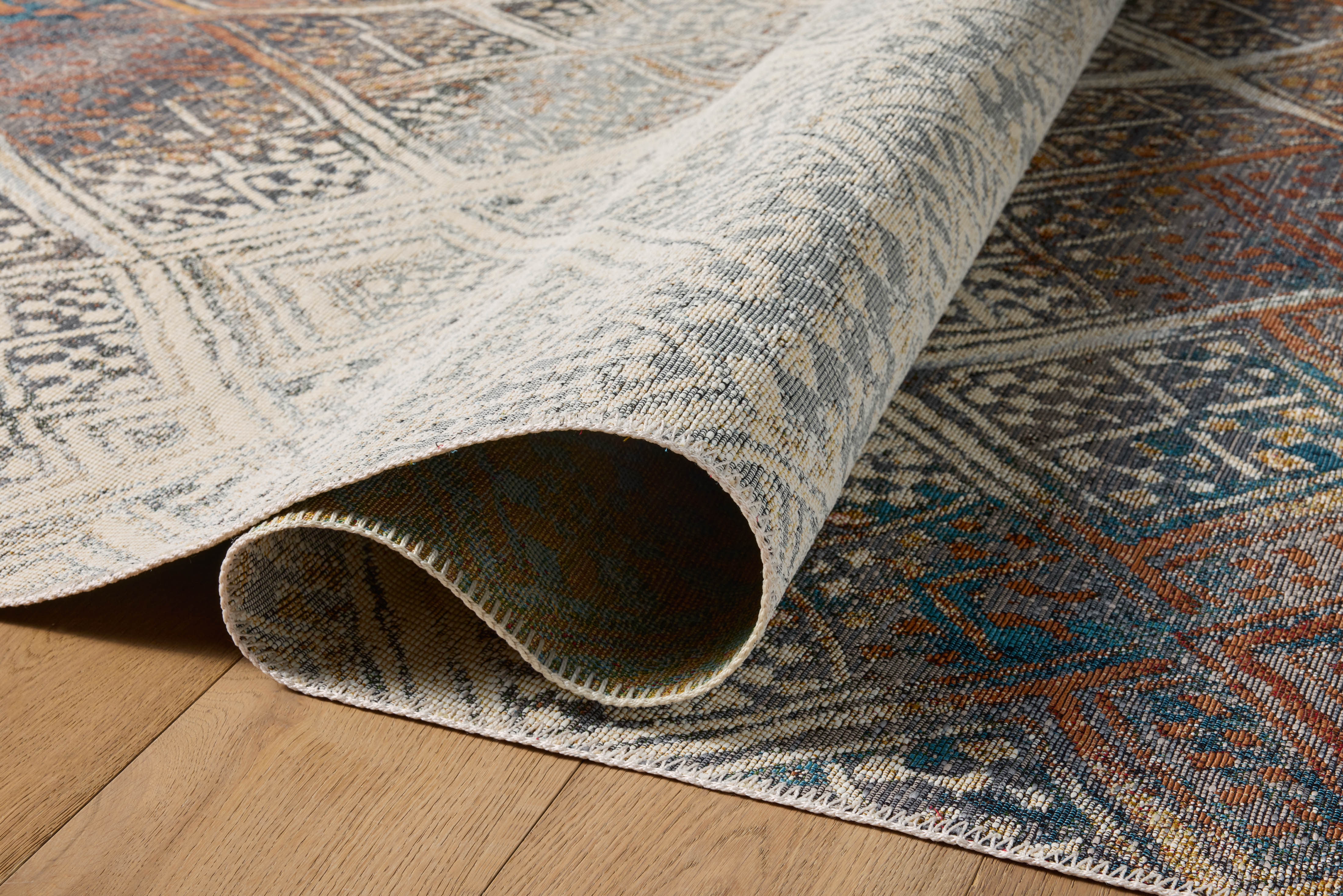 Loloi Mika Ivory / Mediterranean Rug RUGS - synthetic Loloi