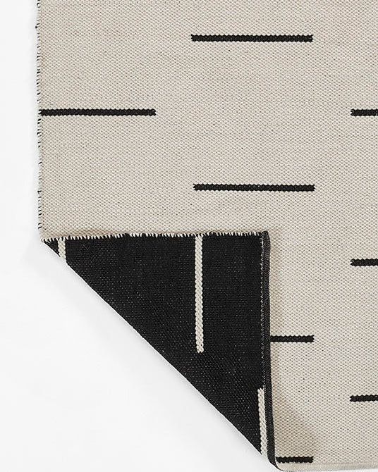 Mallow Ivory Reversible Rug 5-Rugs - indoor/outdoor Momeni