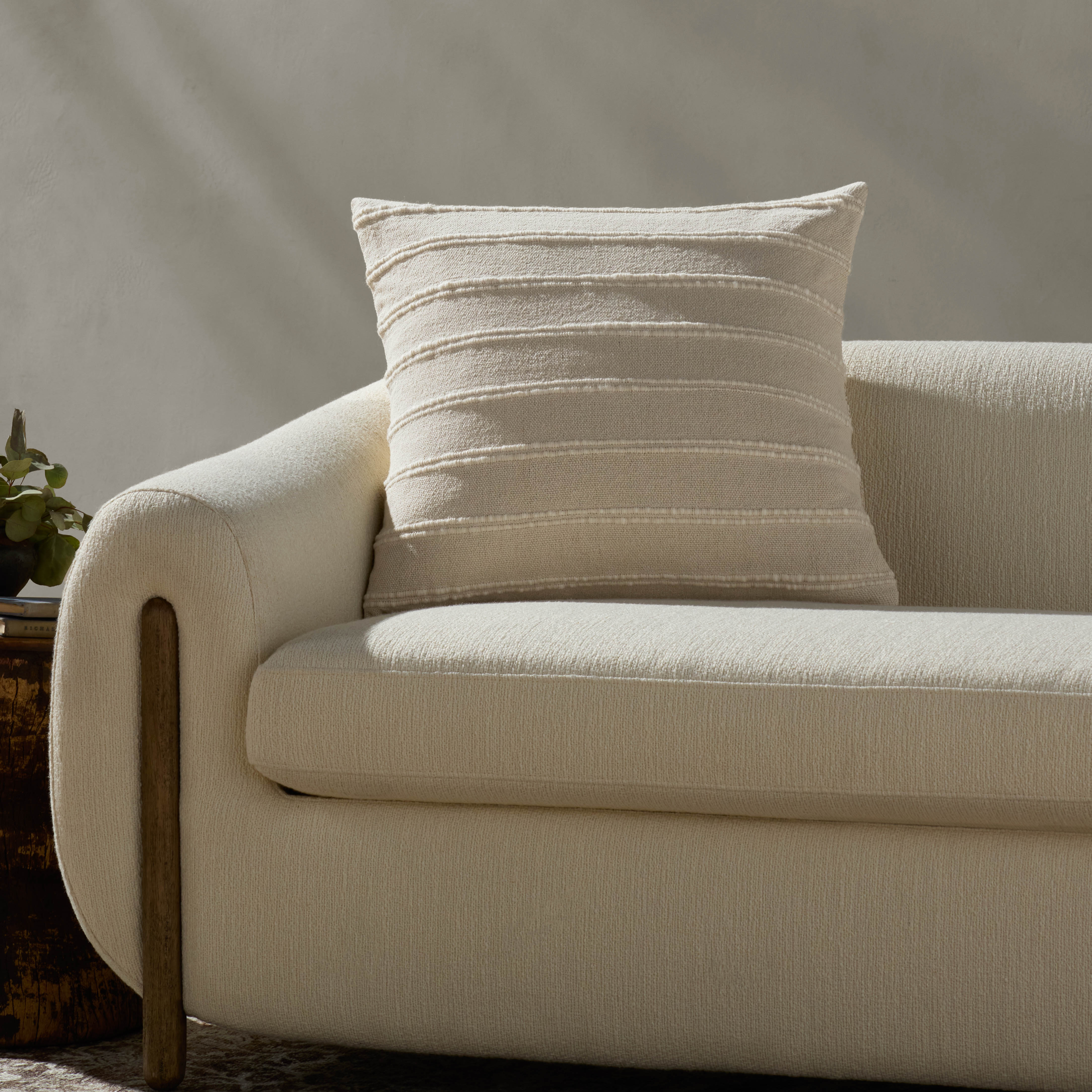 Magnolia Home by Joanna Gaines x Loloi Landry Ivory / Natural Pillow