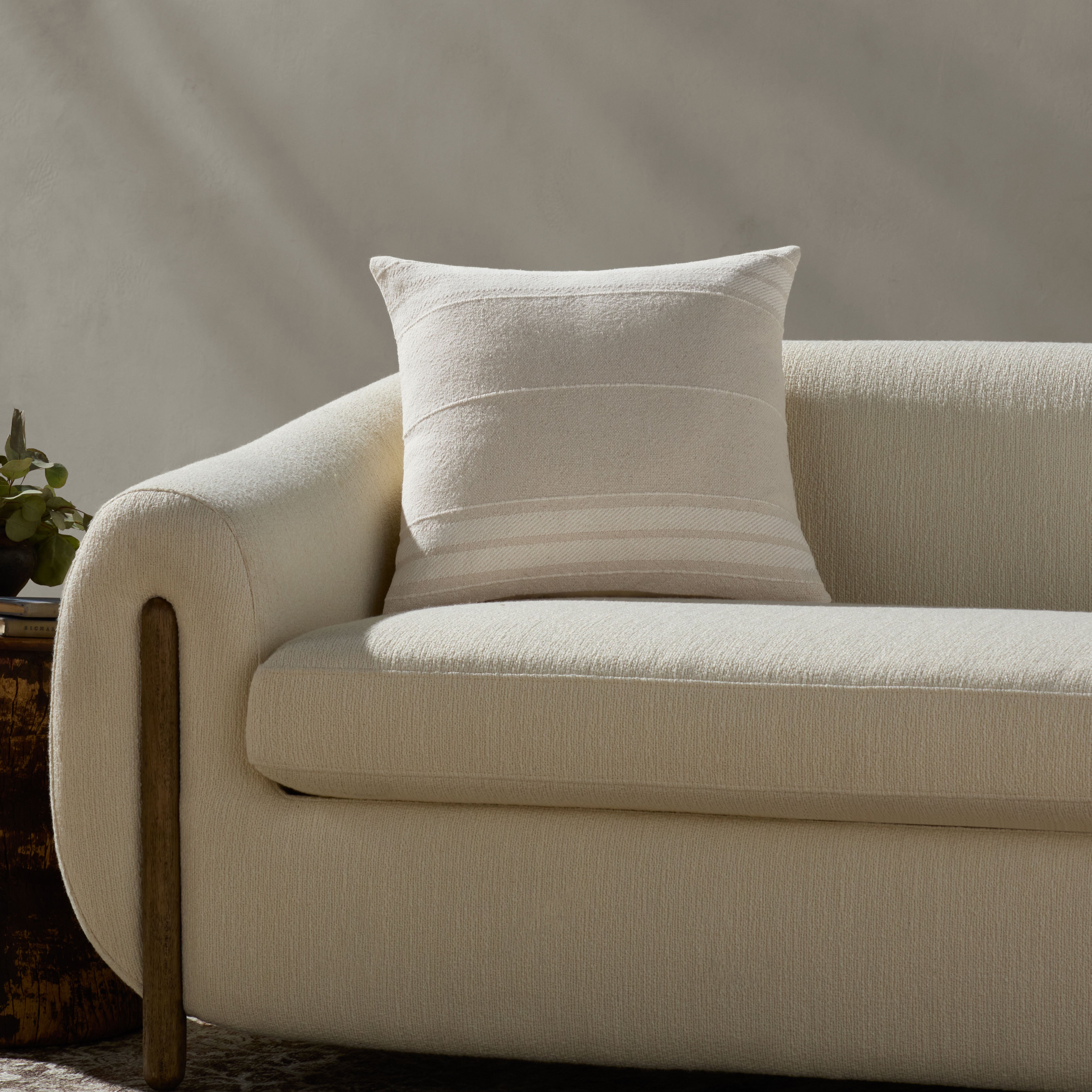 Magnolia Home by Joanna Gaines x Loloi Selena Natural / Ivory Pillow