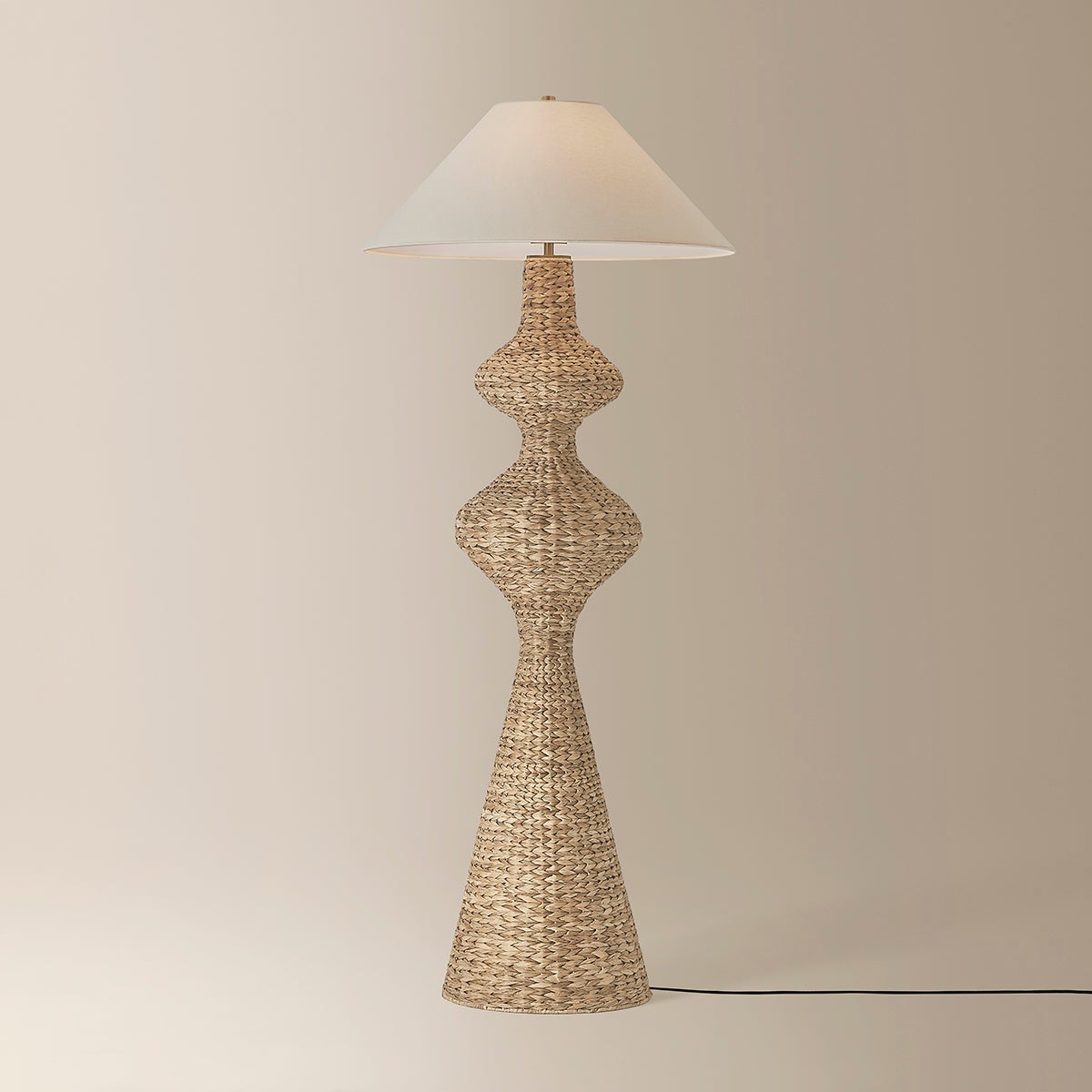 Walter Floor Lamp – view 2