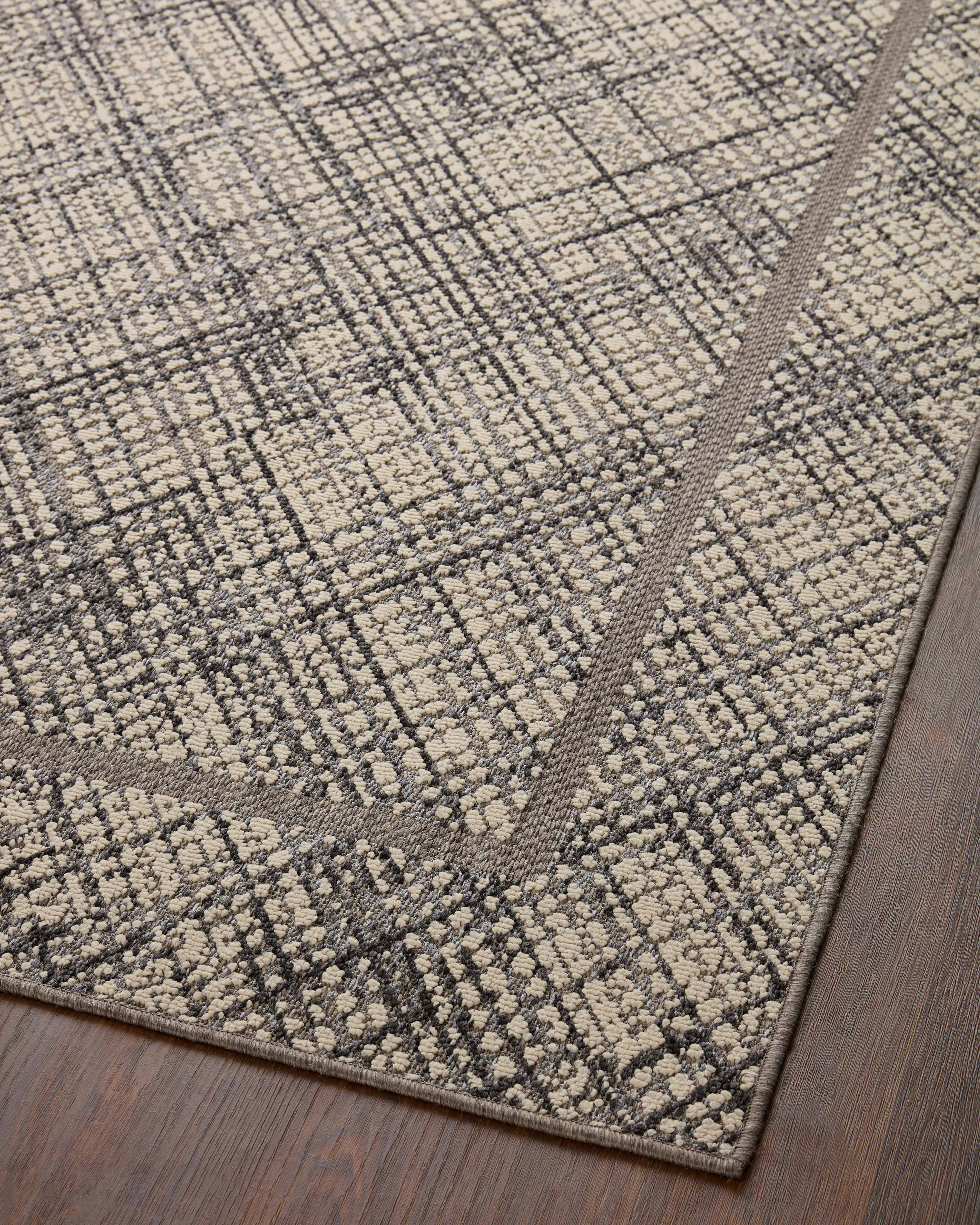 Loloi Rainier Ivory / Charcoal Rug Loloi