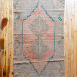 3'6" x 7'3" Vintage Oushak Rug