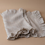 R&W made - Ruffle Table Runner