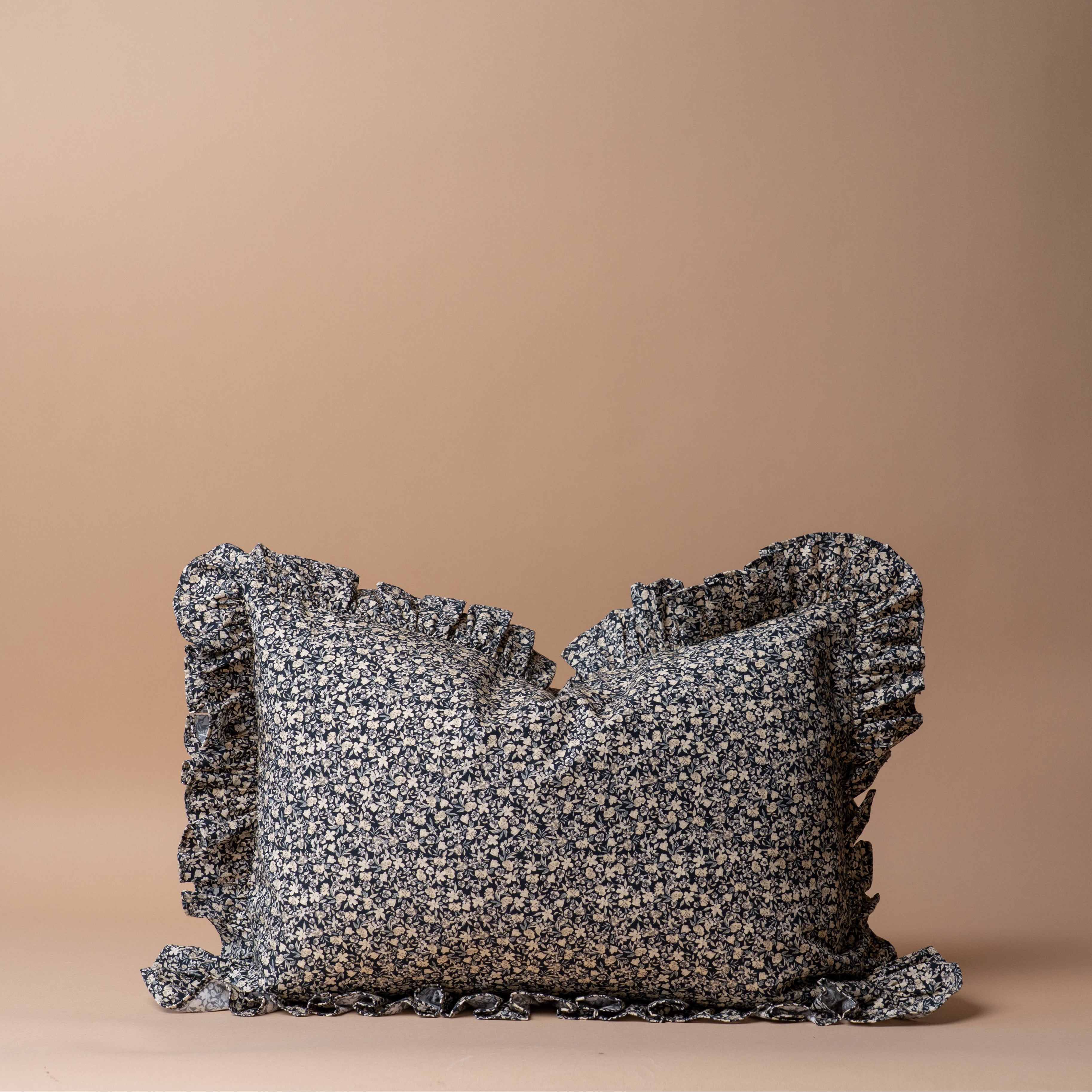 Bonnie Lumbar Pillow Cover
