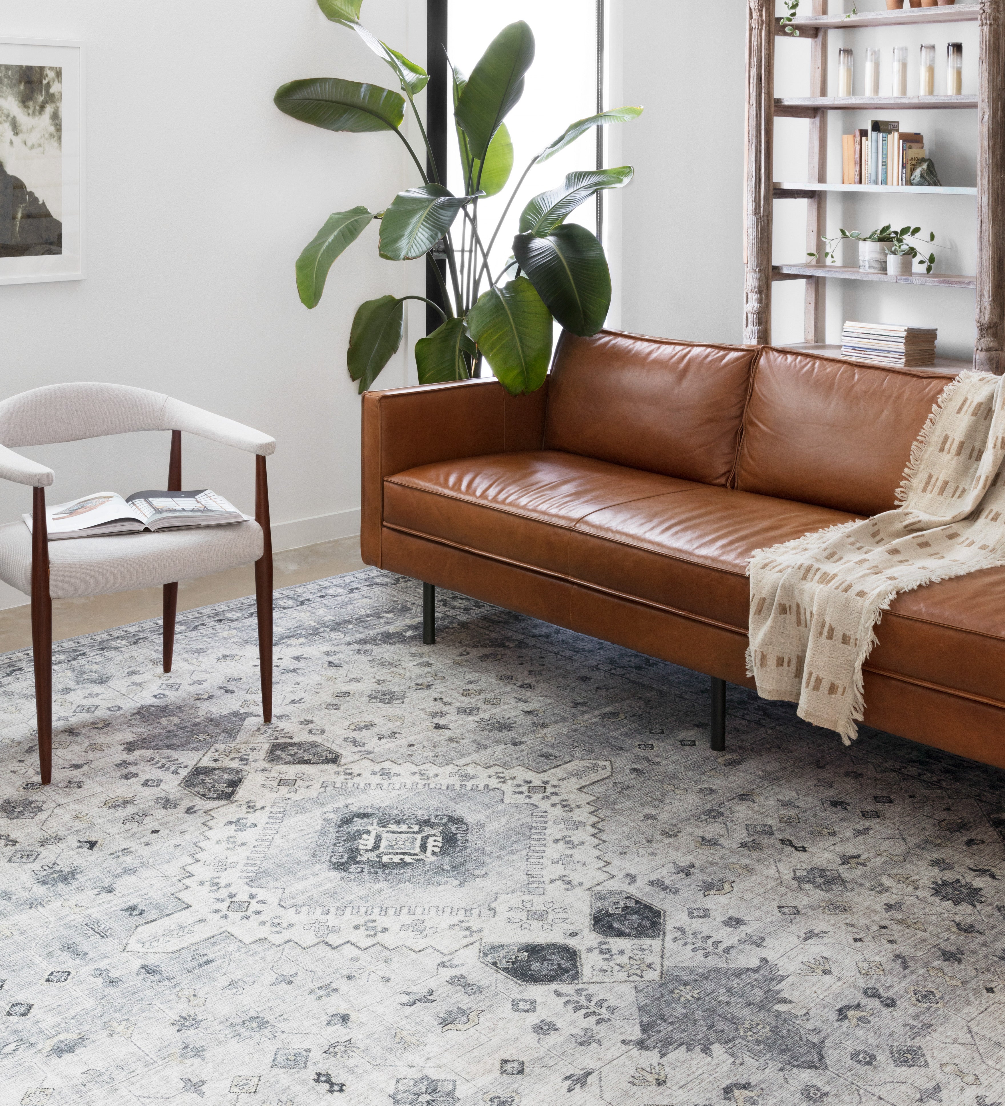Loloi Skye Silver / Grey Rug patterned rugs Loloi