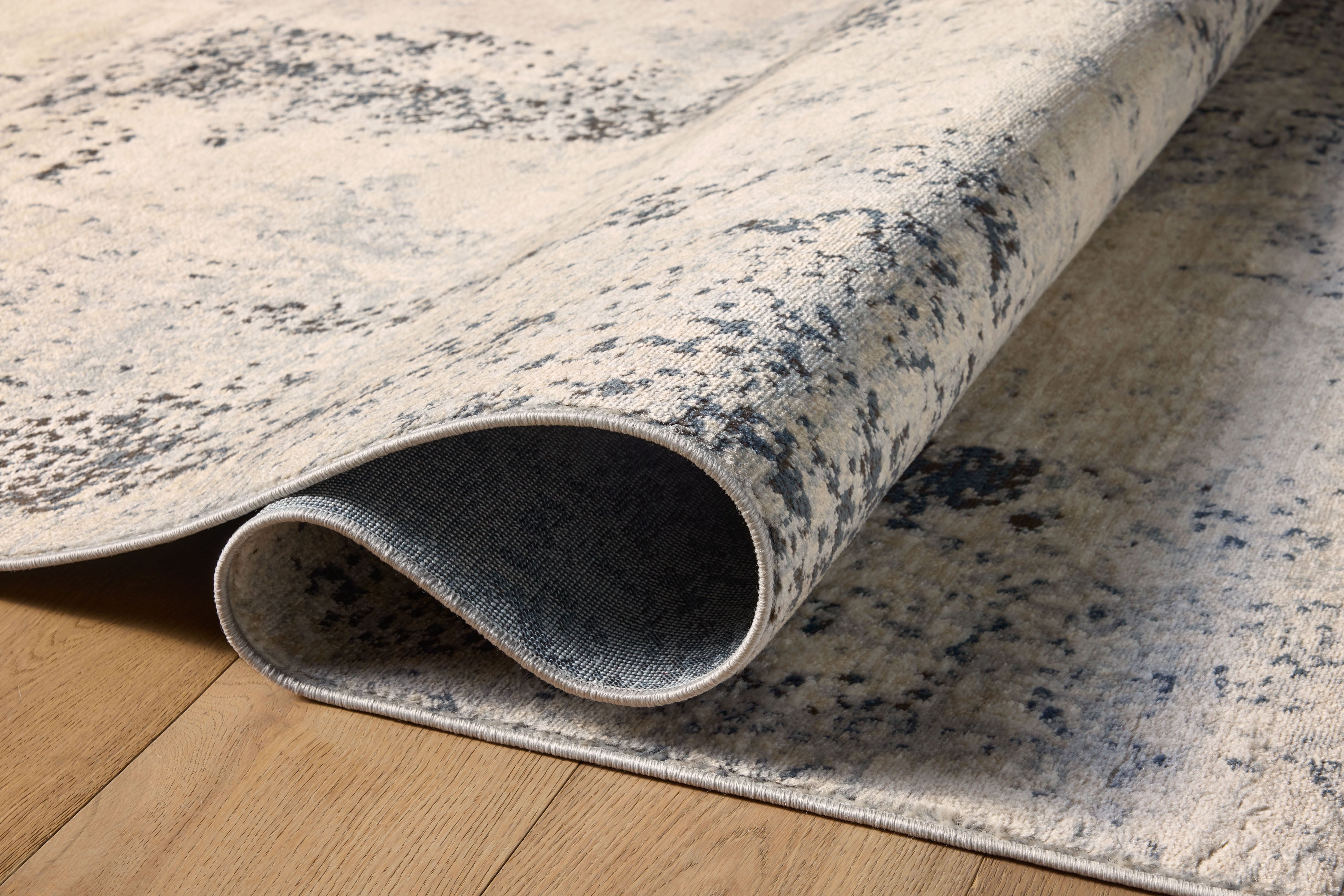 Loloi Teagan Natural / Denim Rug RUGS - synthetic Loloi