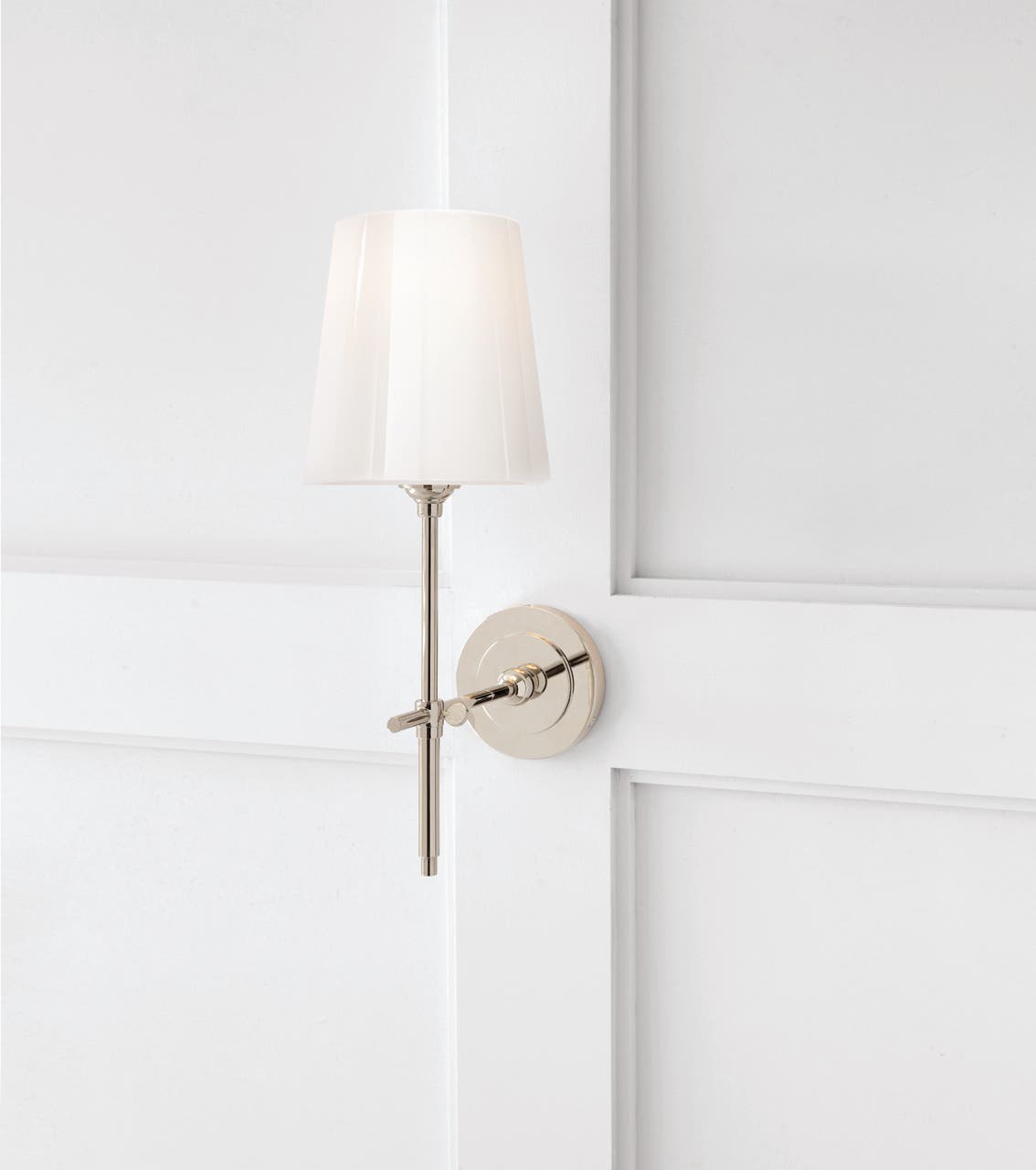Bryant Sconce LIGHTING - sconce Visual Comfort - Signature