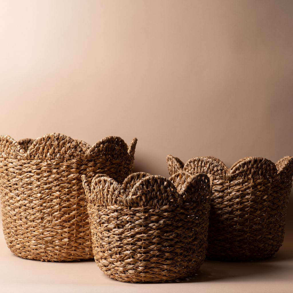 Storage Baskets with Decorative Scalloped Edge