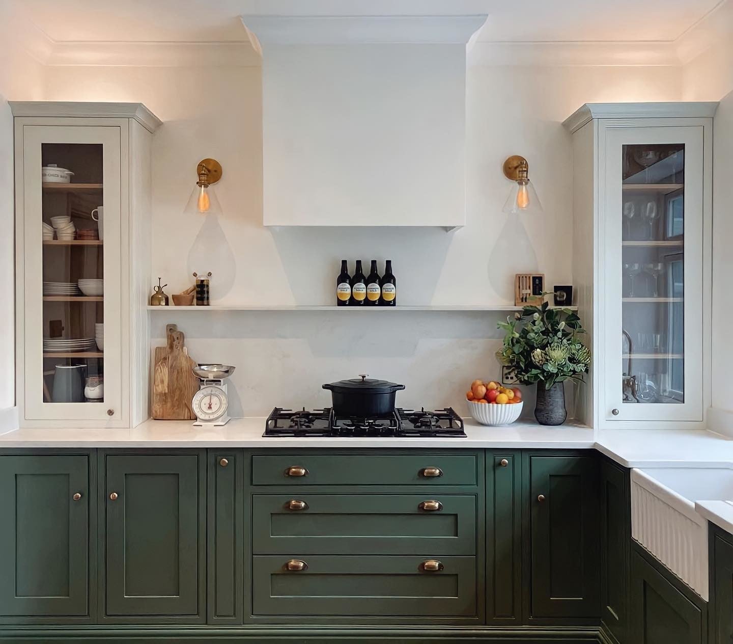 Farrow & Ball Minster Green No. 224 - Archive Collection – view 2