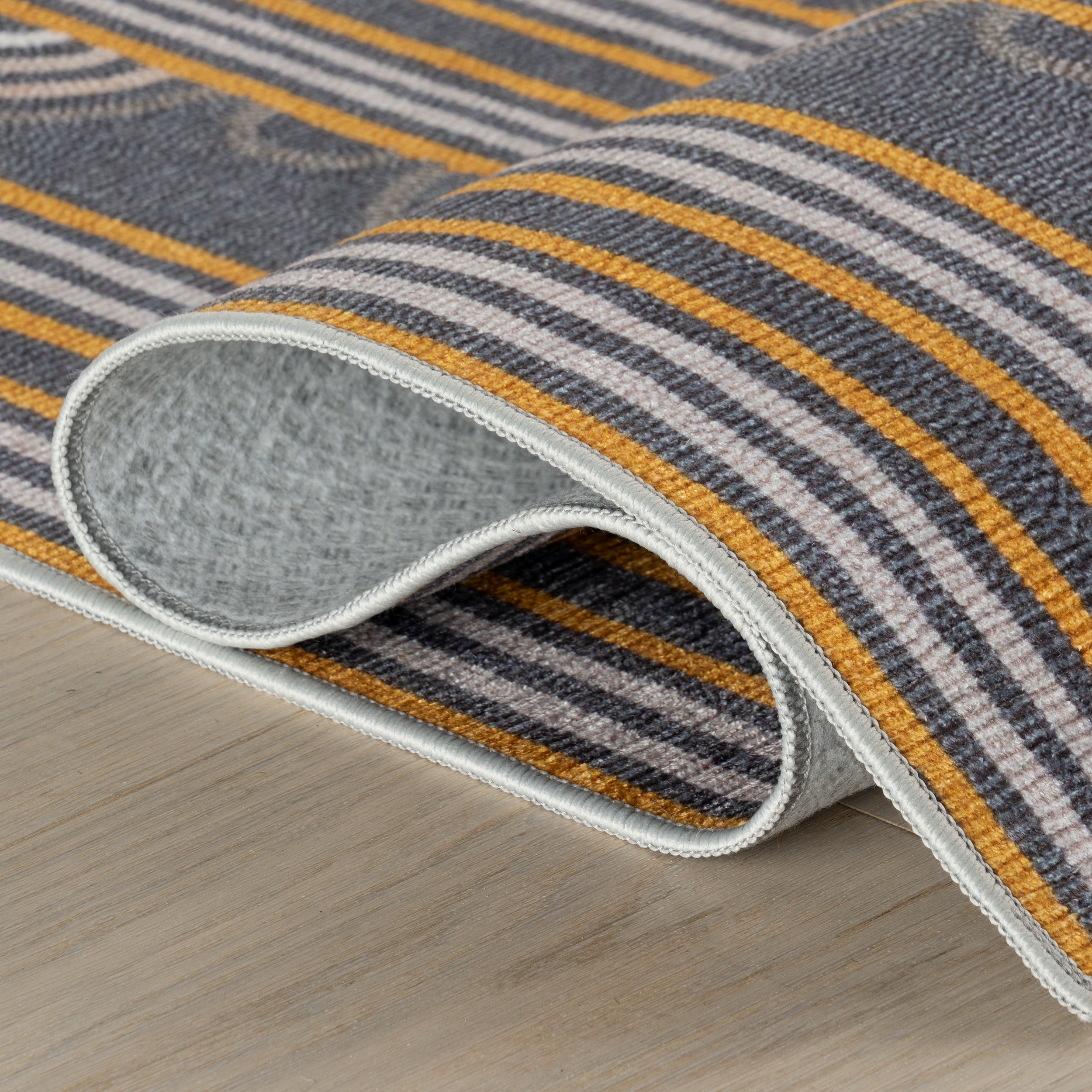 Button Machine Washable Rug RUGS - wool Dash & Albert