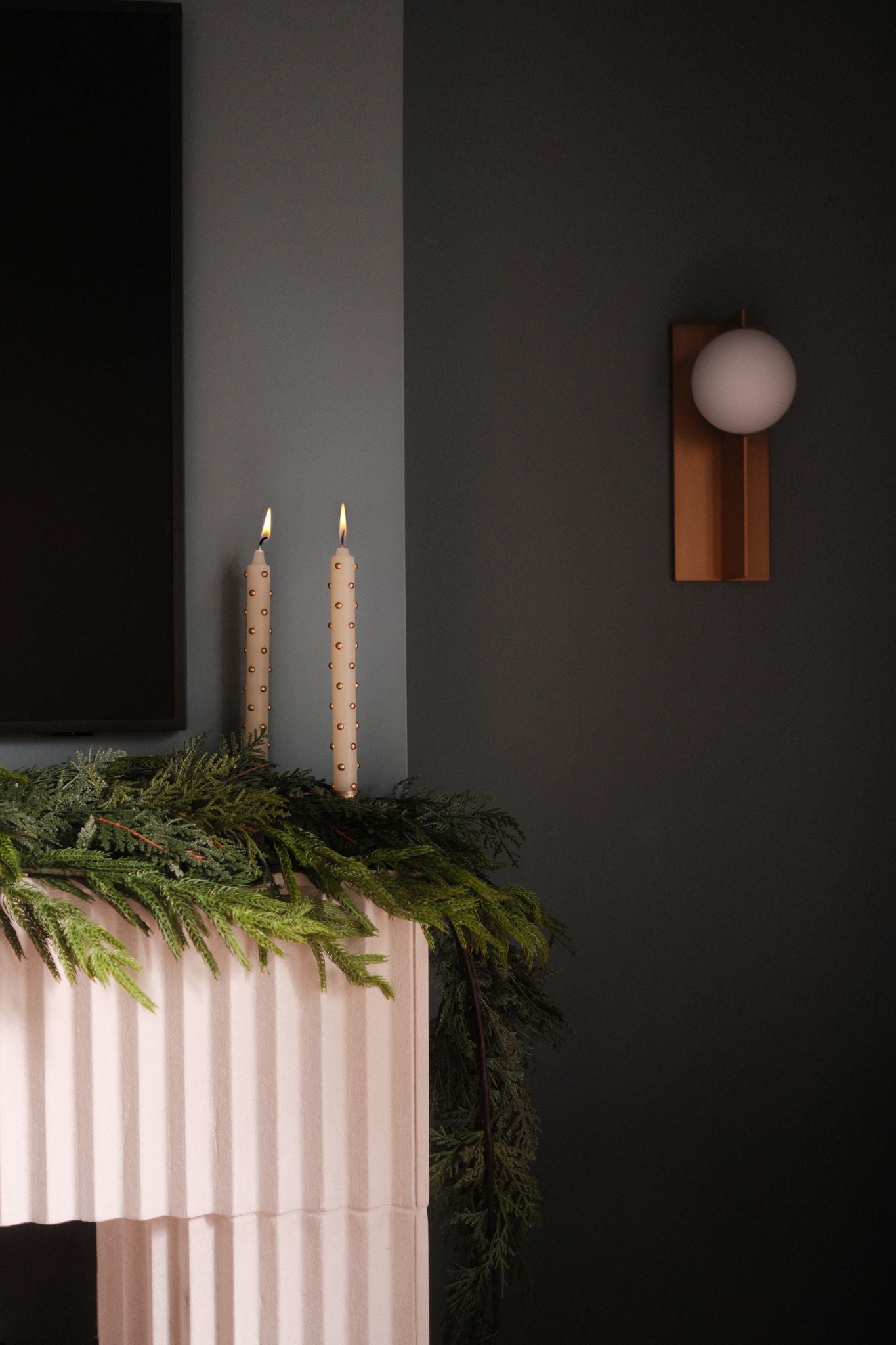Faux Spruce Garland – view 4