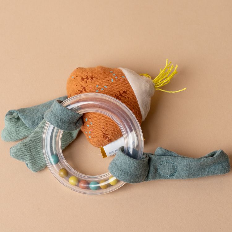 Radish Teething Rattle FINNBIRD - teether FIRE THE IMAGINATION