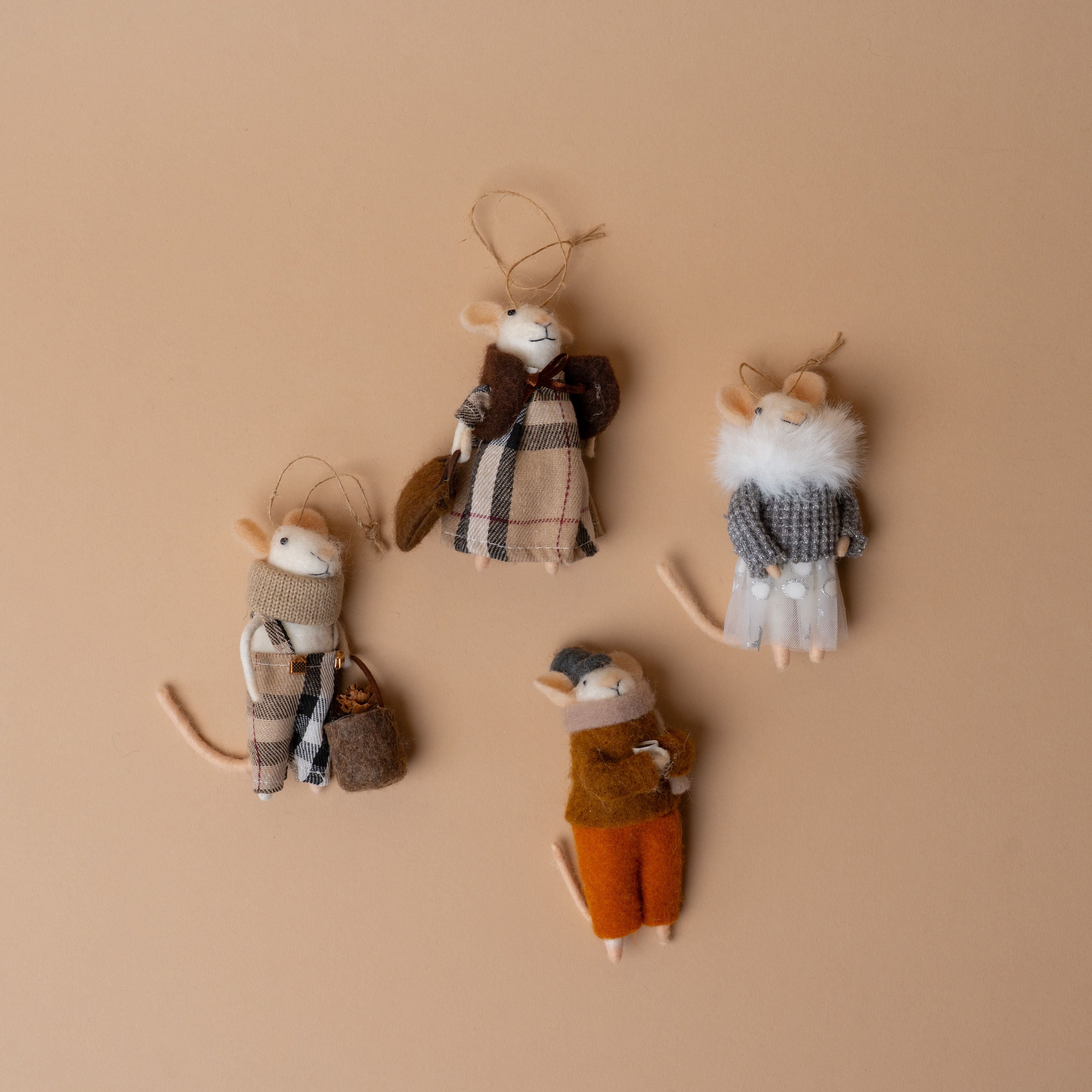Cozy Outfit Mice
