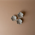 Petal Pinch Bowl Set dish DANICA (Faire)