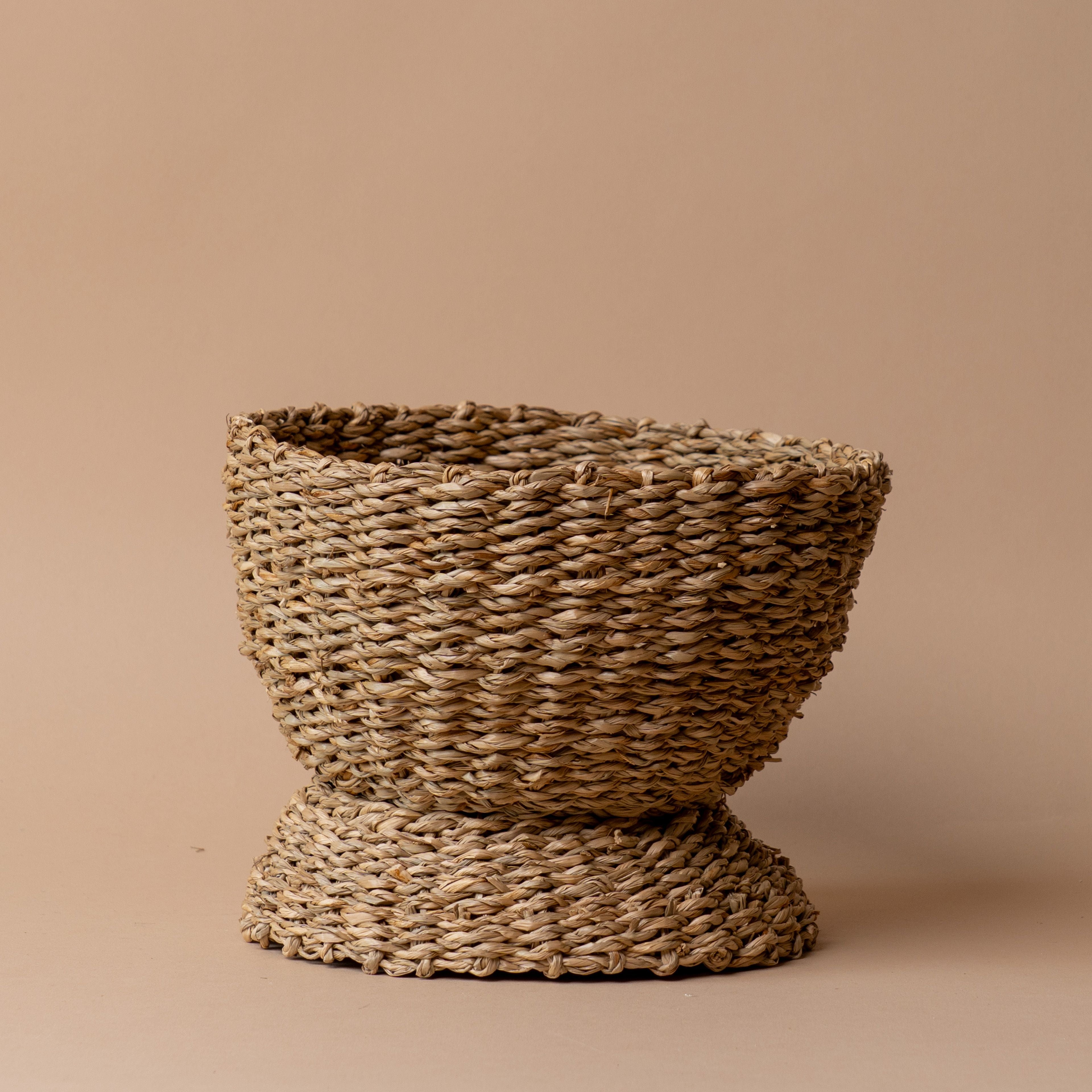 Woven Seagrass Bowl basket Luxe B Co (Faire)