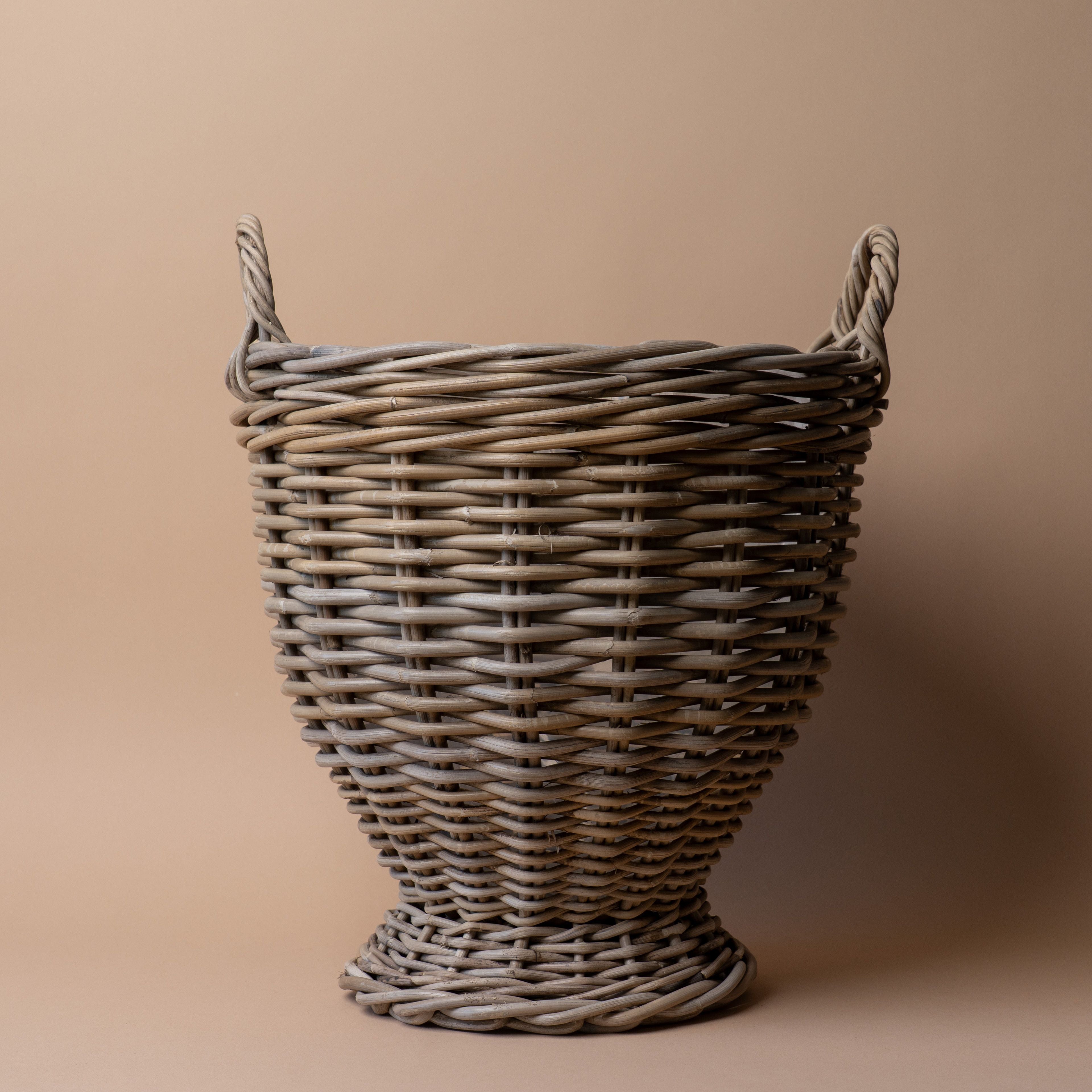 Rattan Urn
