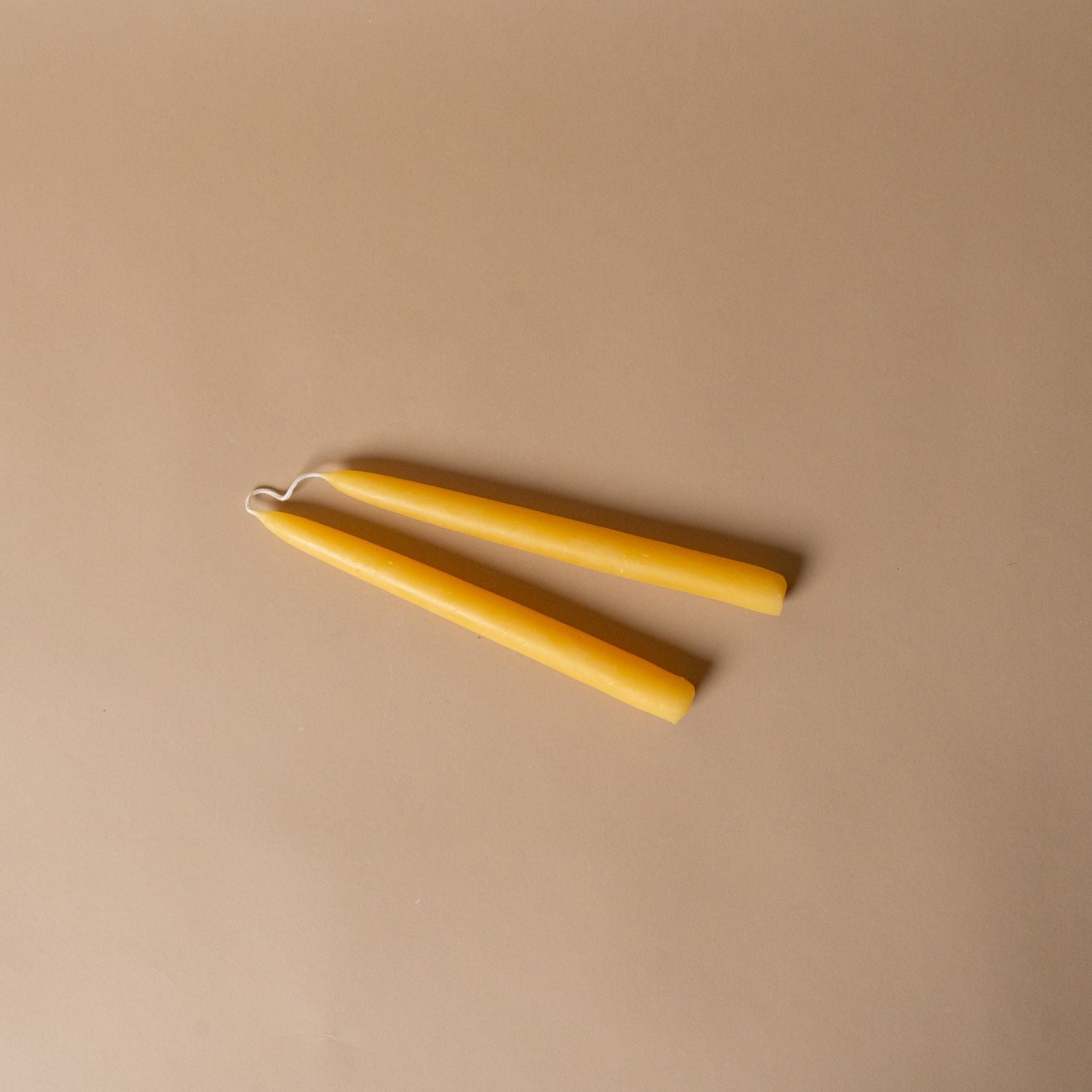 Eastvan Beeswax Taper Candles – view 2