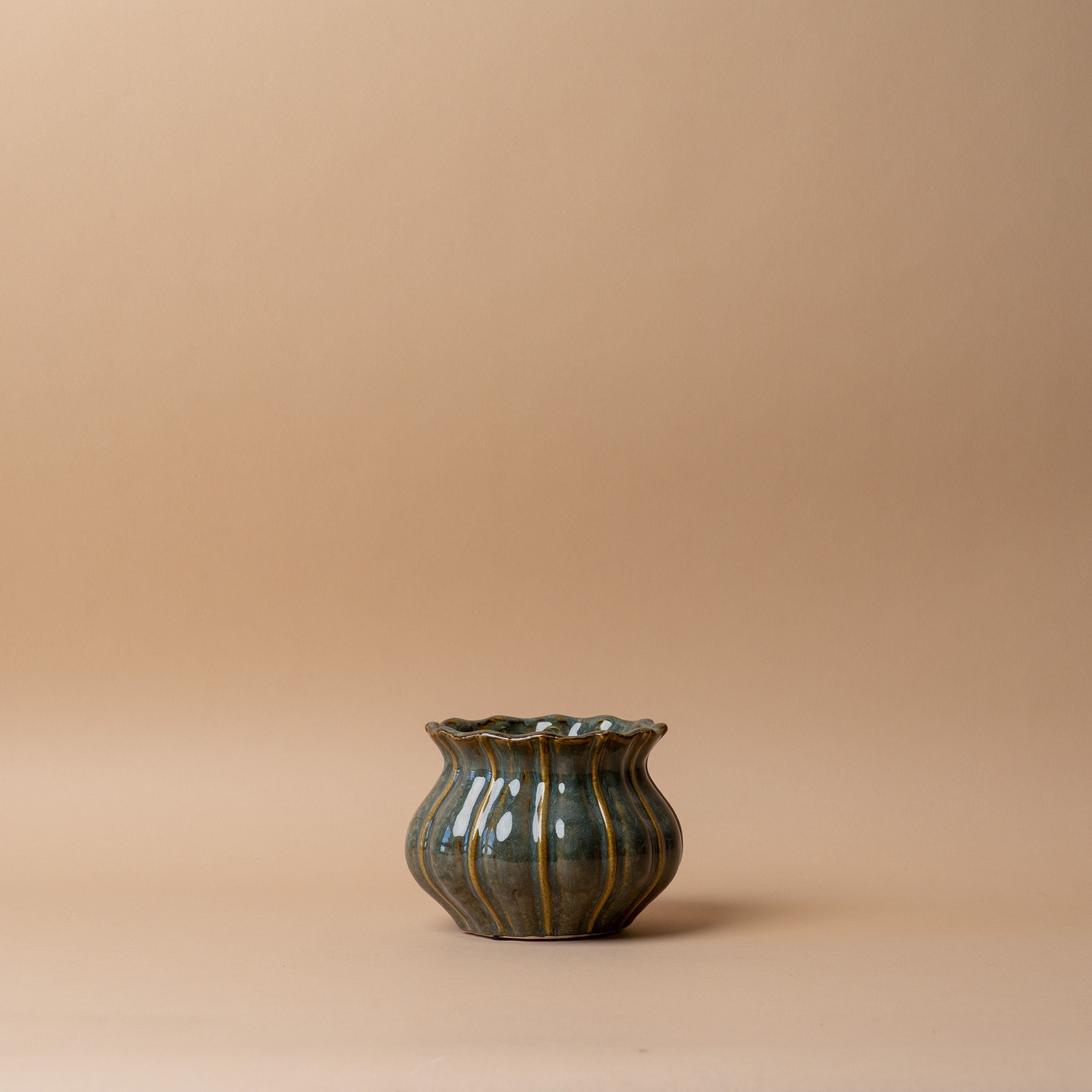 Scallop Edge Stoneware Vase with Reactive Glaze – view 2