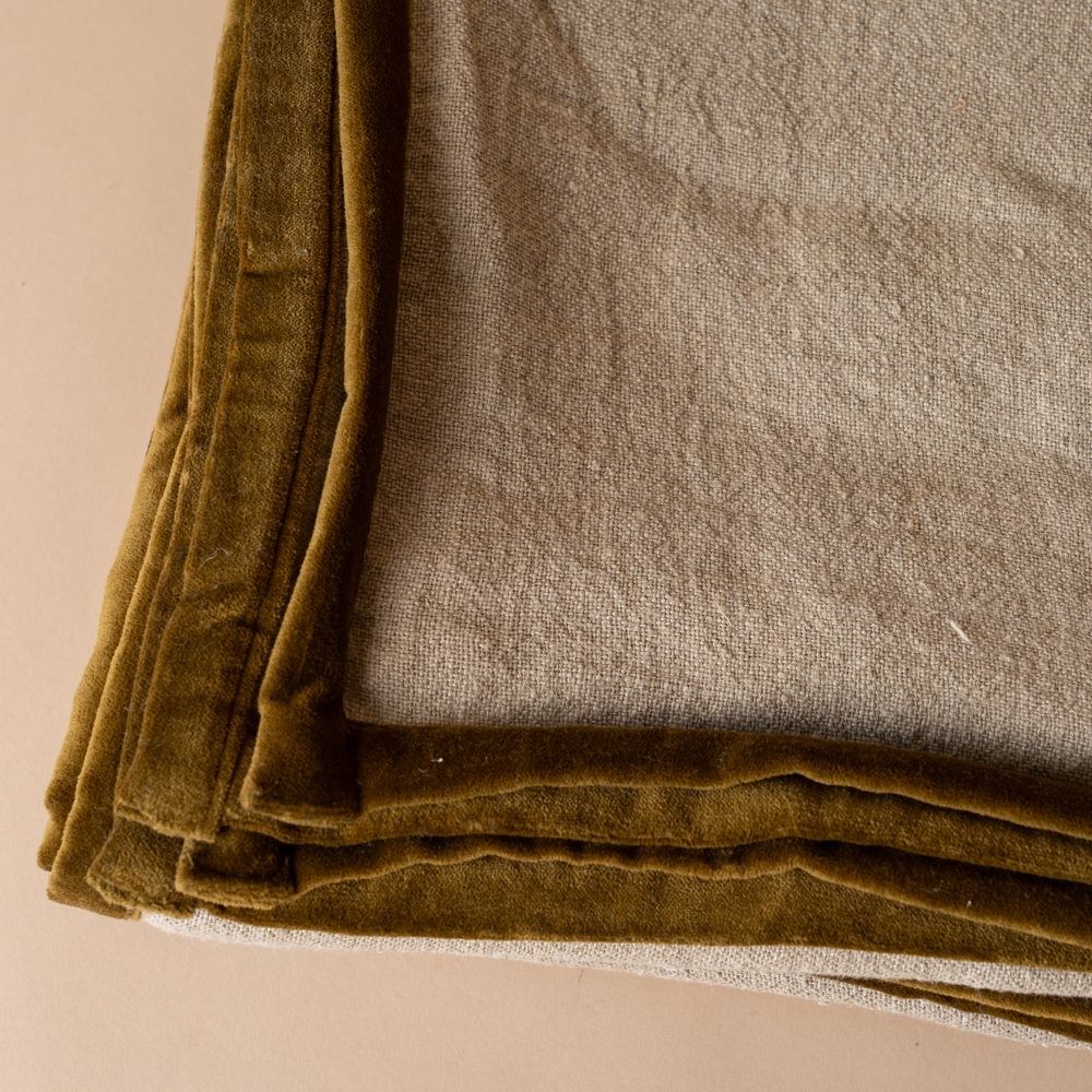 Velvet Trim Bed Blanket blanket Indaba