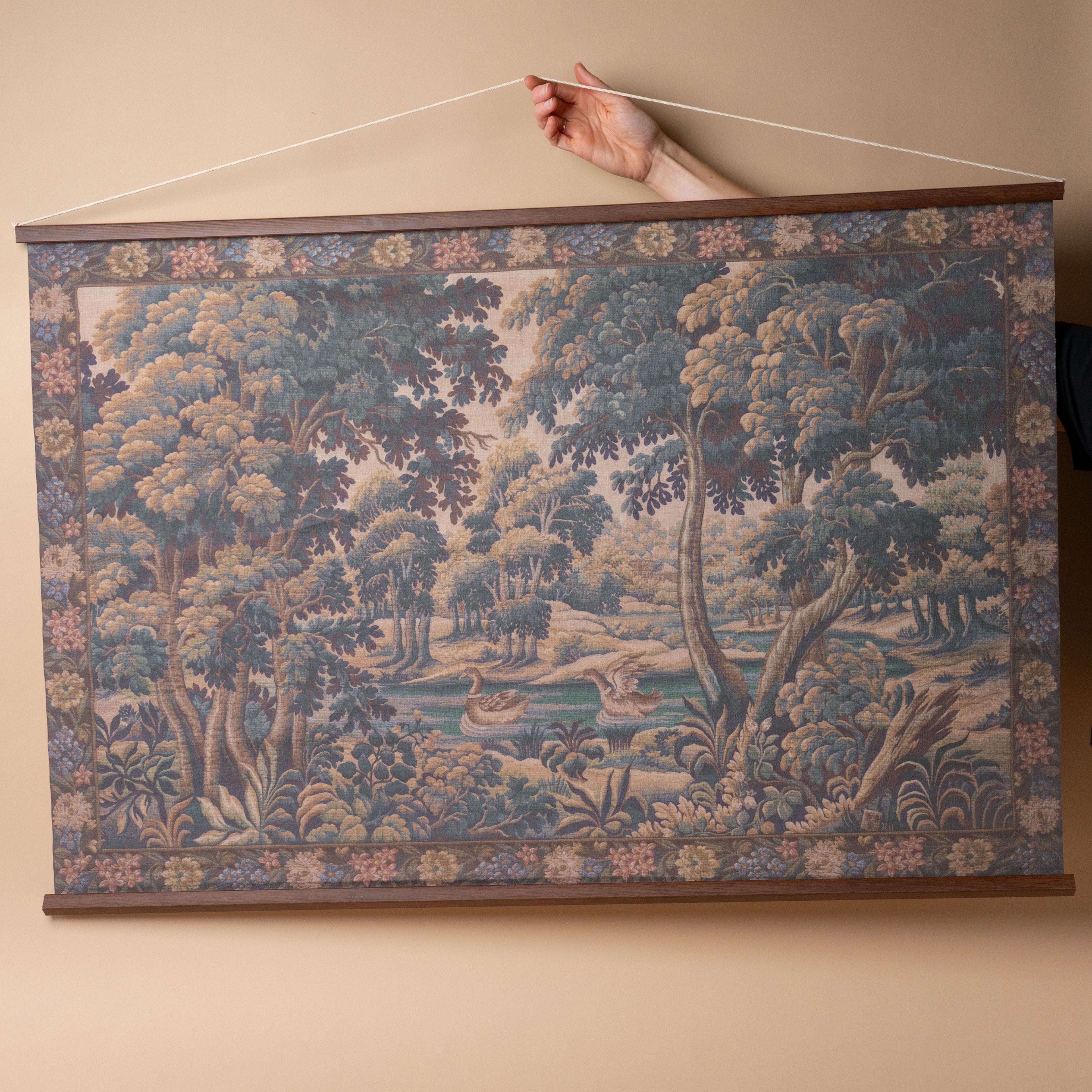 "Verdure" Linen Print Tapestry