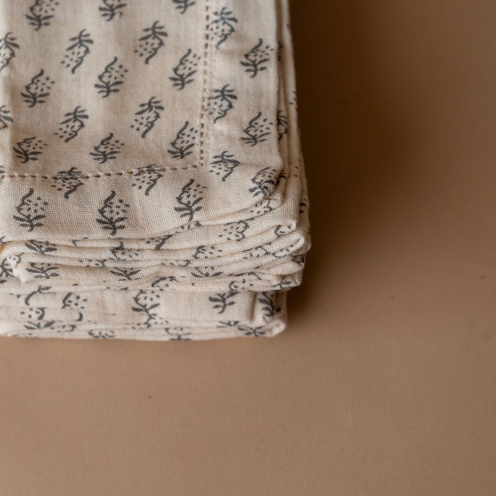 Neutral Floral Pattern Napkin Set napkin set Creative Co-op (DYA)