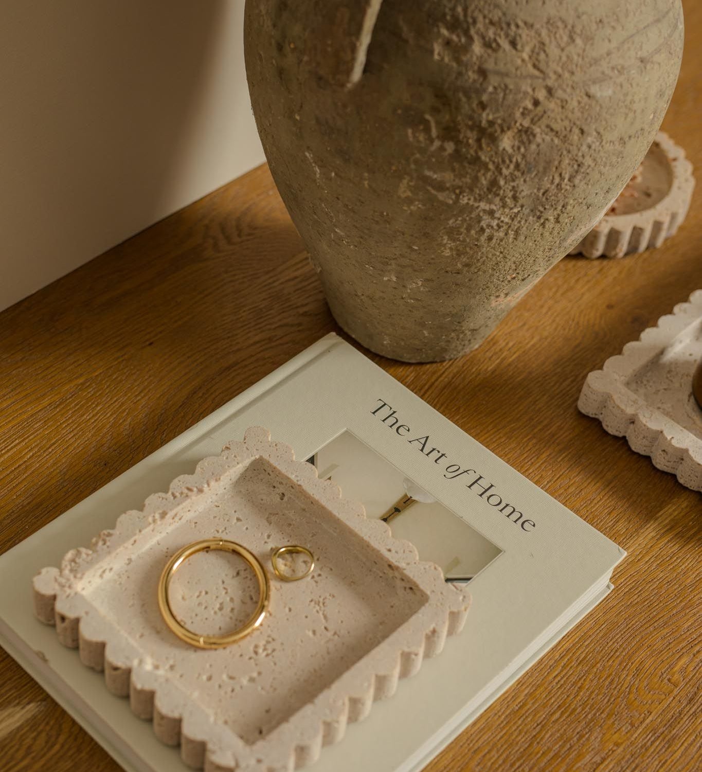 Travertine Scallop Square Tray