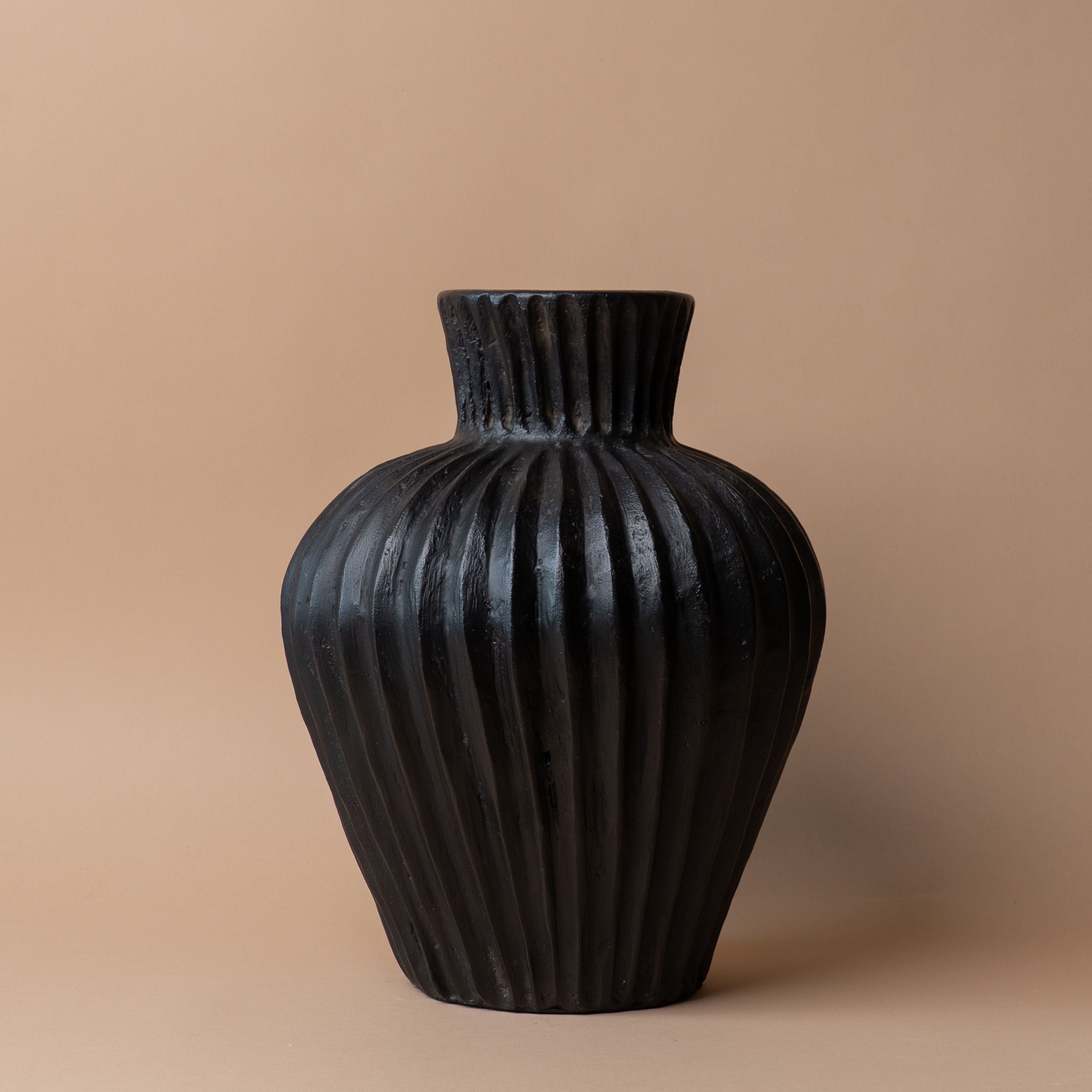 Diable Clay Vase vase Portage & Co