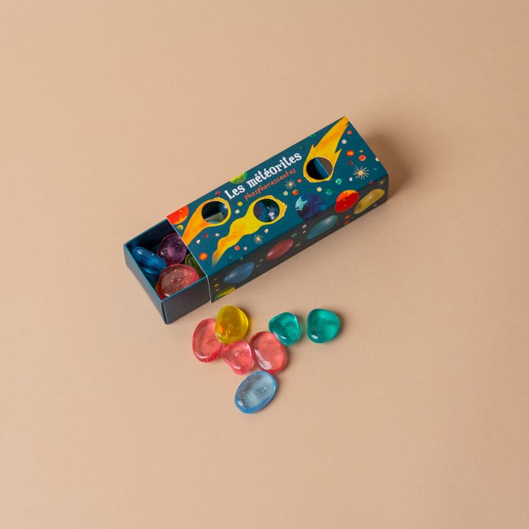 Glow in the Dark Meteorites FINNBIRD - activity box FIRE THE IMAGINATION