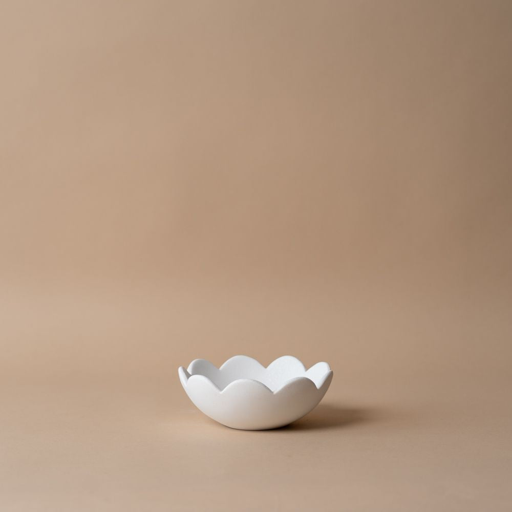 Scallop Edge Dish dish Indaba