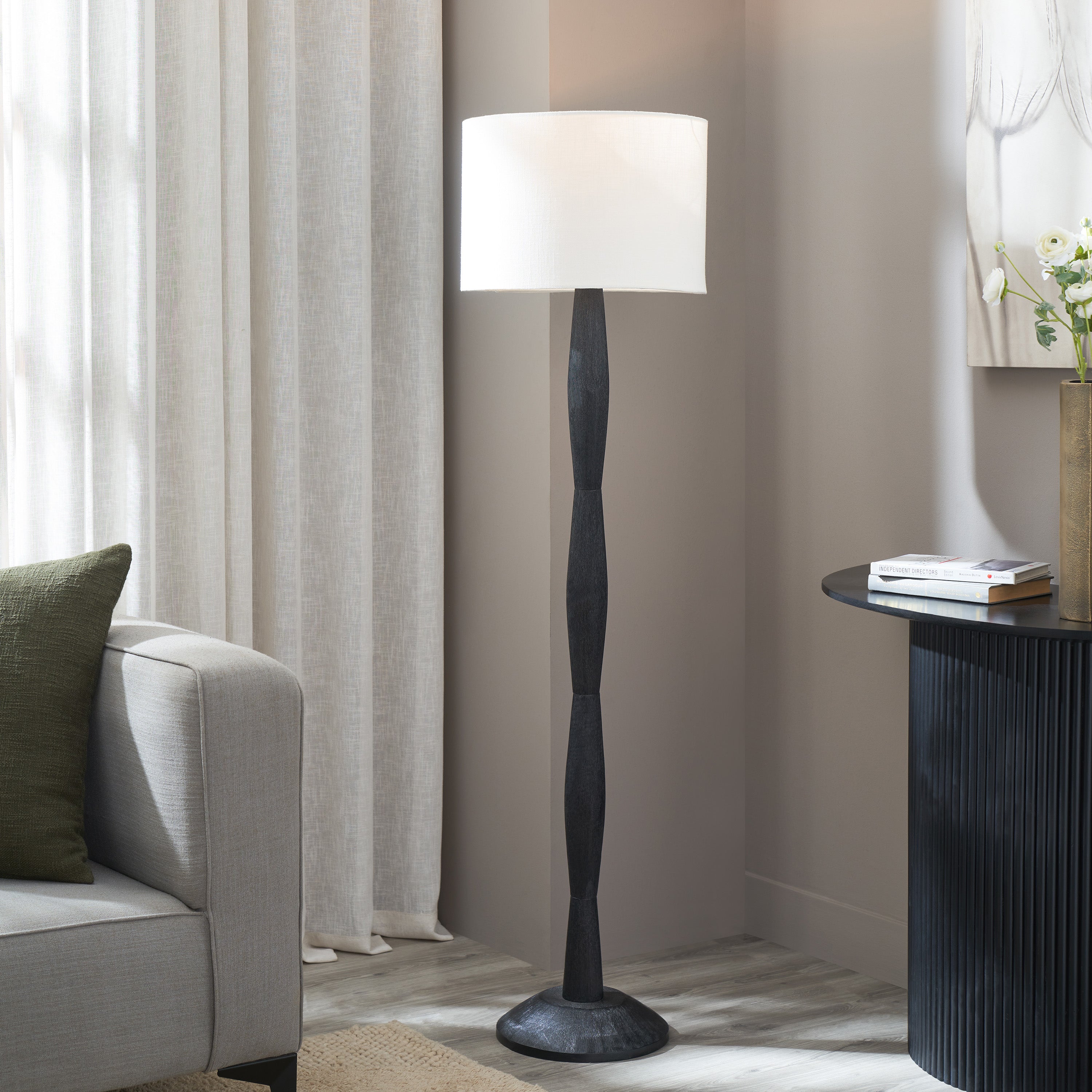 Frances Floor Lamp – view 2