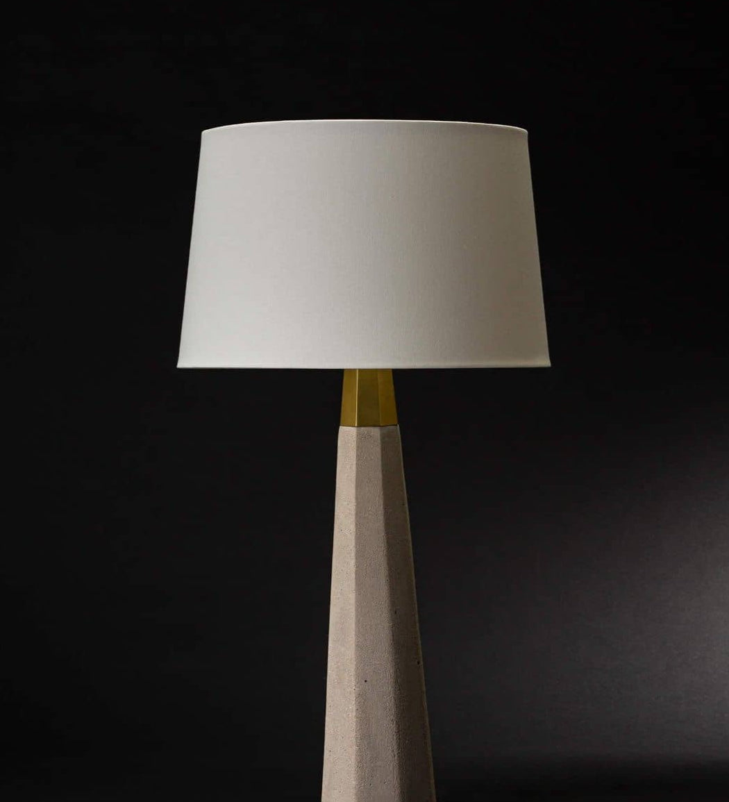 Beretta Concrete Table Lamp – view 2